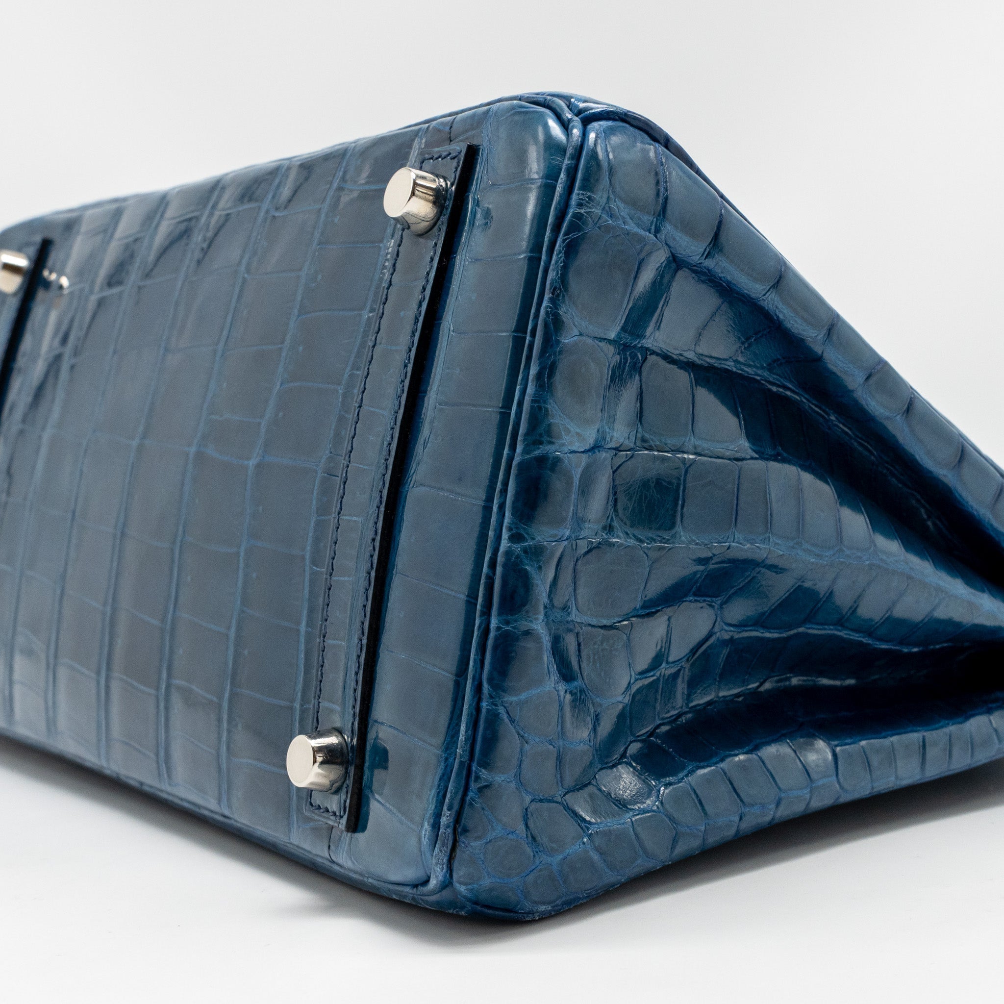 hermes-birkin-30-shiny-crocodile-niloticus-colvert-shw-stamp-square-l-copy-1