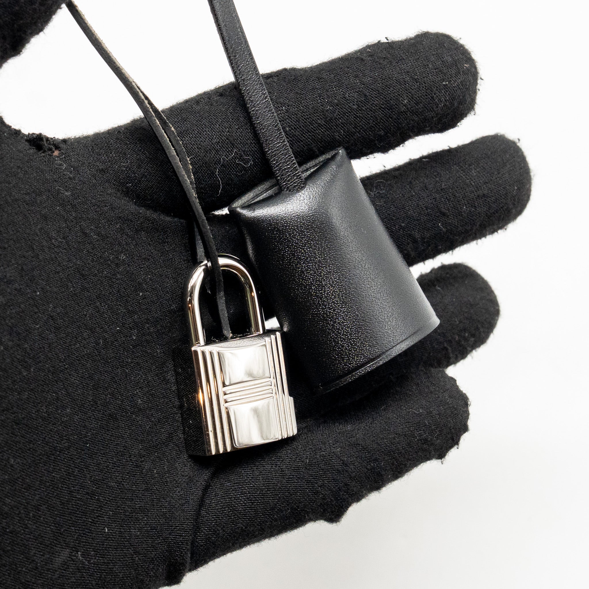 hermes-herbag-31-zip-bag-canvas-hunter-leather-ebene-noir-shw-stamp-d