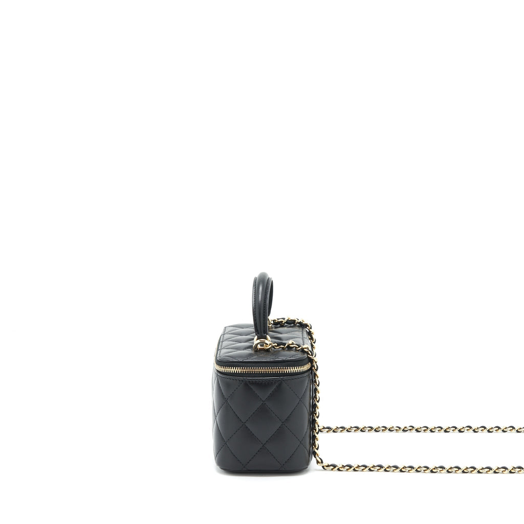 copy-of-chanel-22a-mini-handle-long-vanity-with-chain-lambskin-black-lghw-new-hologram-sticker
