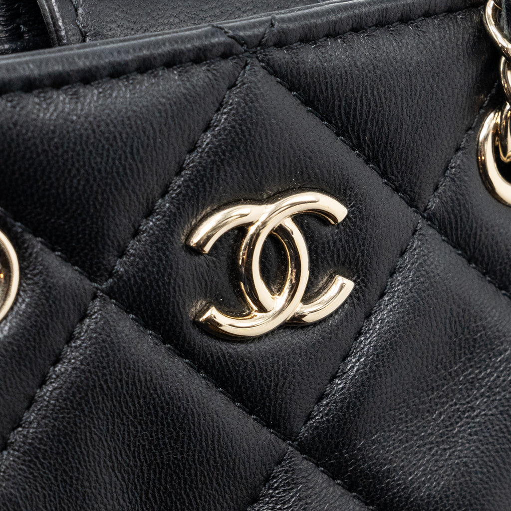 copy-of-chanel-quilted-super-mini-tote-with-chain-lambskin-black-lghw