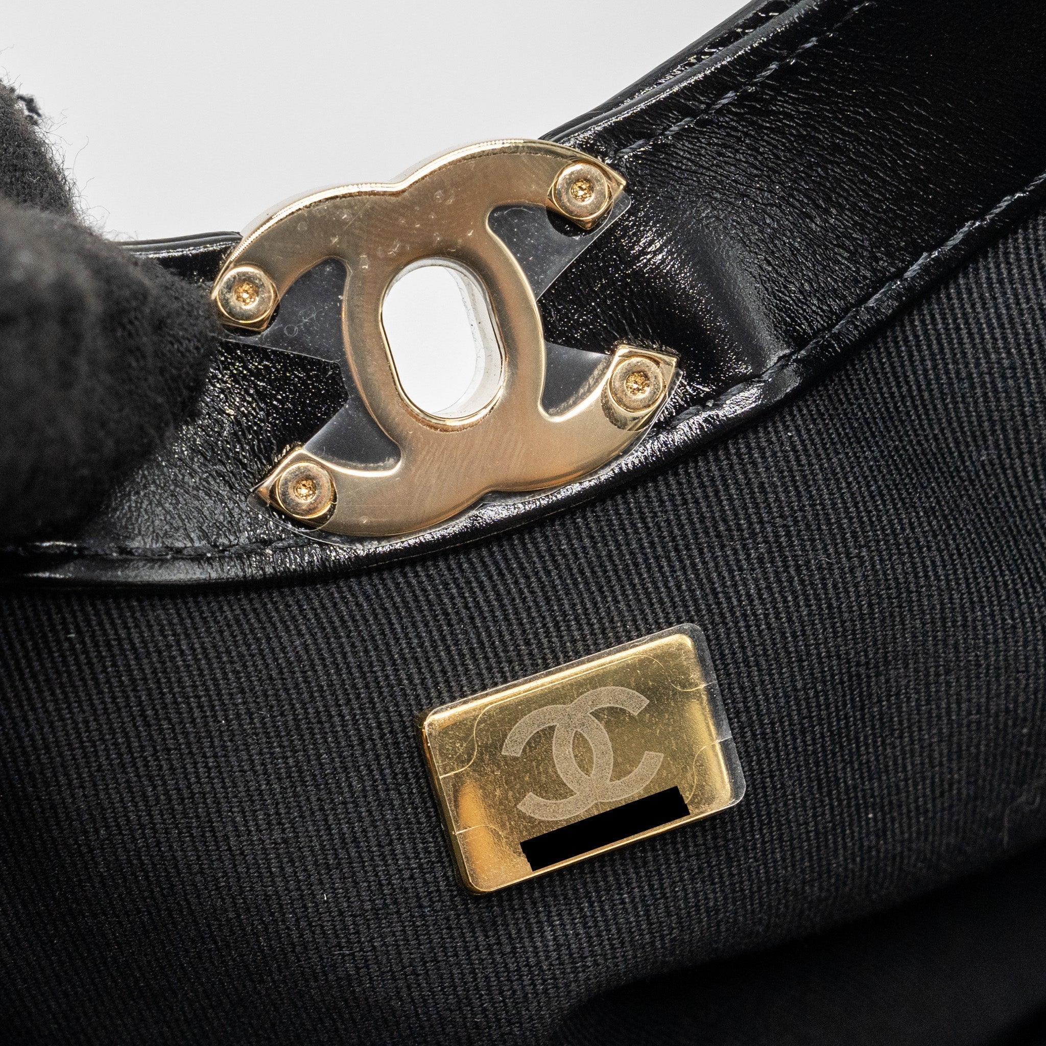 chanel-24c-mini-31-bag-shiny-calfskin-black-lghw-microchip