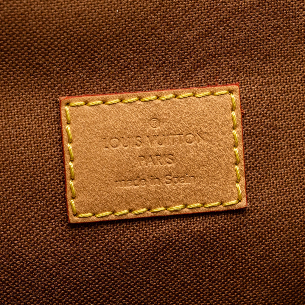 louis-vuitton-montsouris-pm-backpack-monogram-canvas-leather-ghw-new-version-1