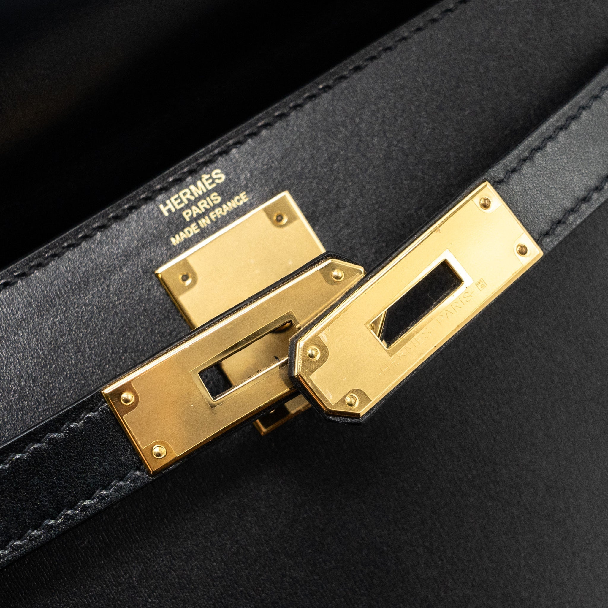 copy-of-hermes-kelly-28-box-calfskin-black-ghw-stamp-y