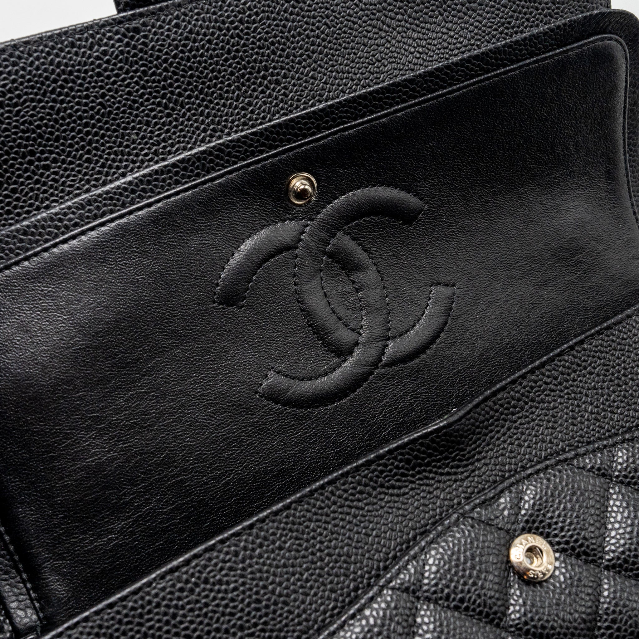 chanel-medium-classic-double-flap-bag-caviar-black-shw-8