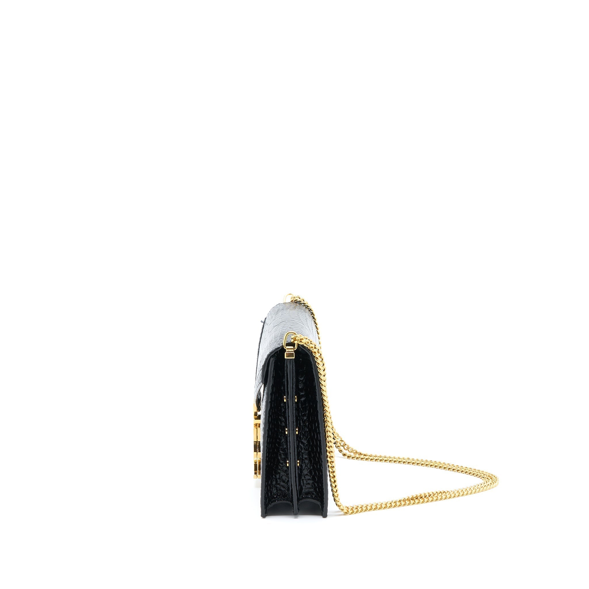 saint-laurent-cassandra-chain-bag-croc-embossed-leather-black-ghw