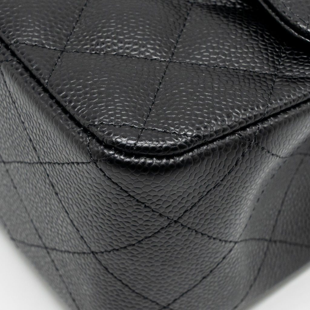 chanel-jumbo-classic-double-flap-bag-caviar-black-ghw-10
