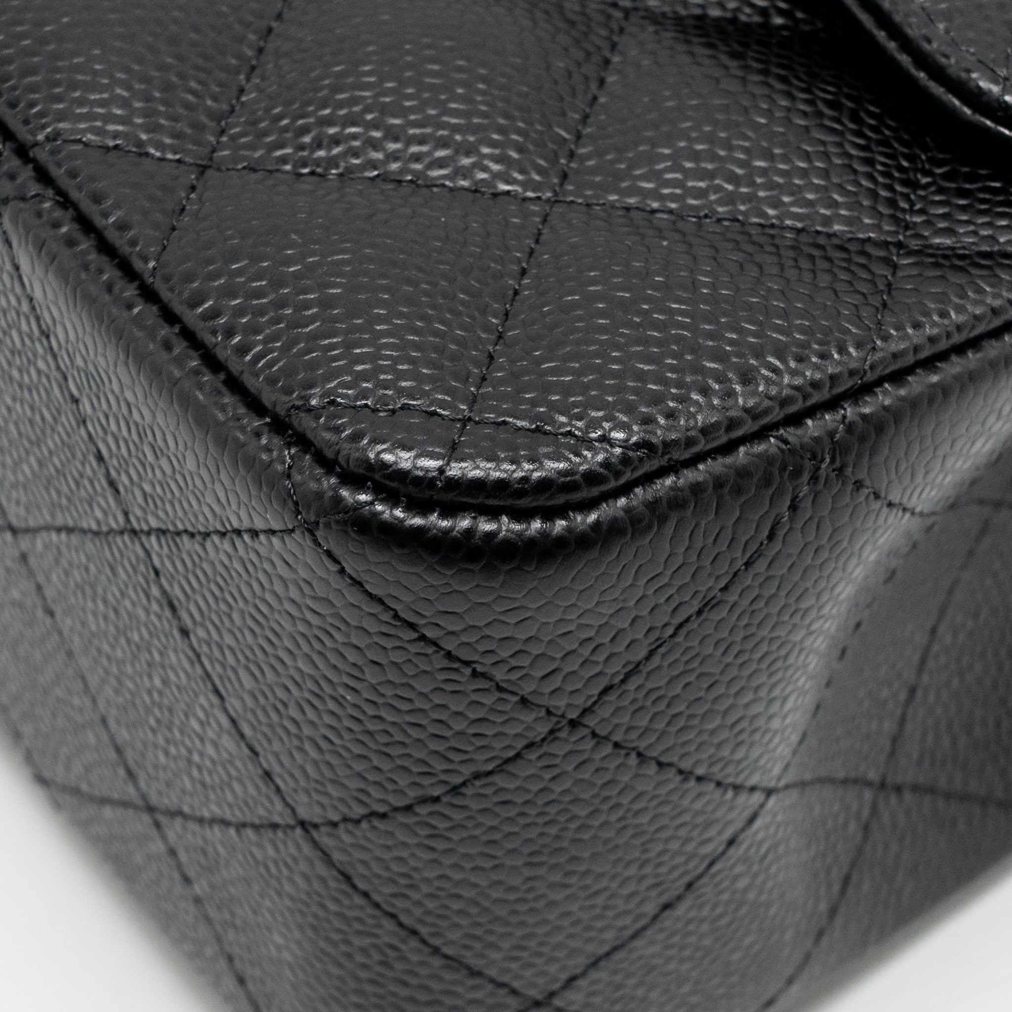 chanel-jumbo-classic-double-flap-bag-caviar-black-ghw-10