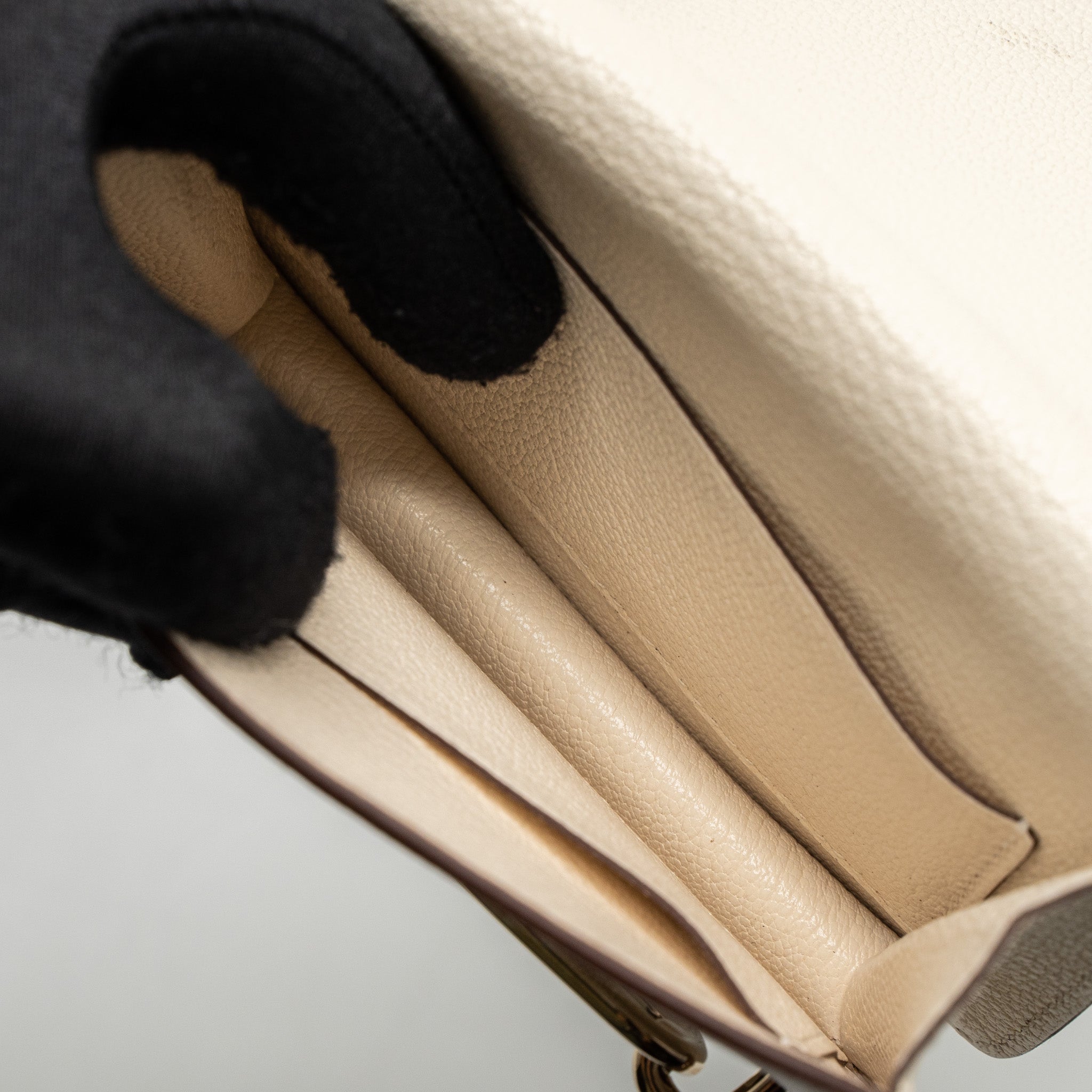 hermes-roulis-slim-chevre-mysore-nata-lghw-stamp-b
