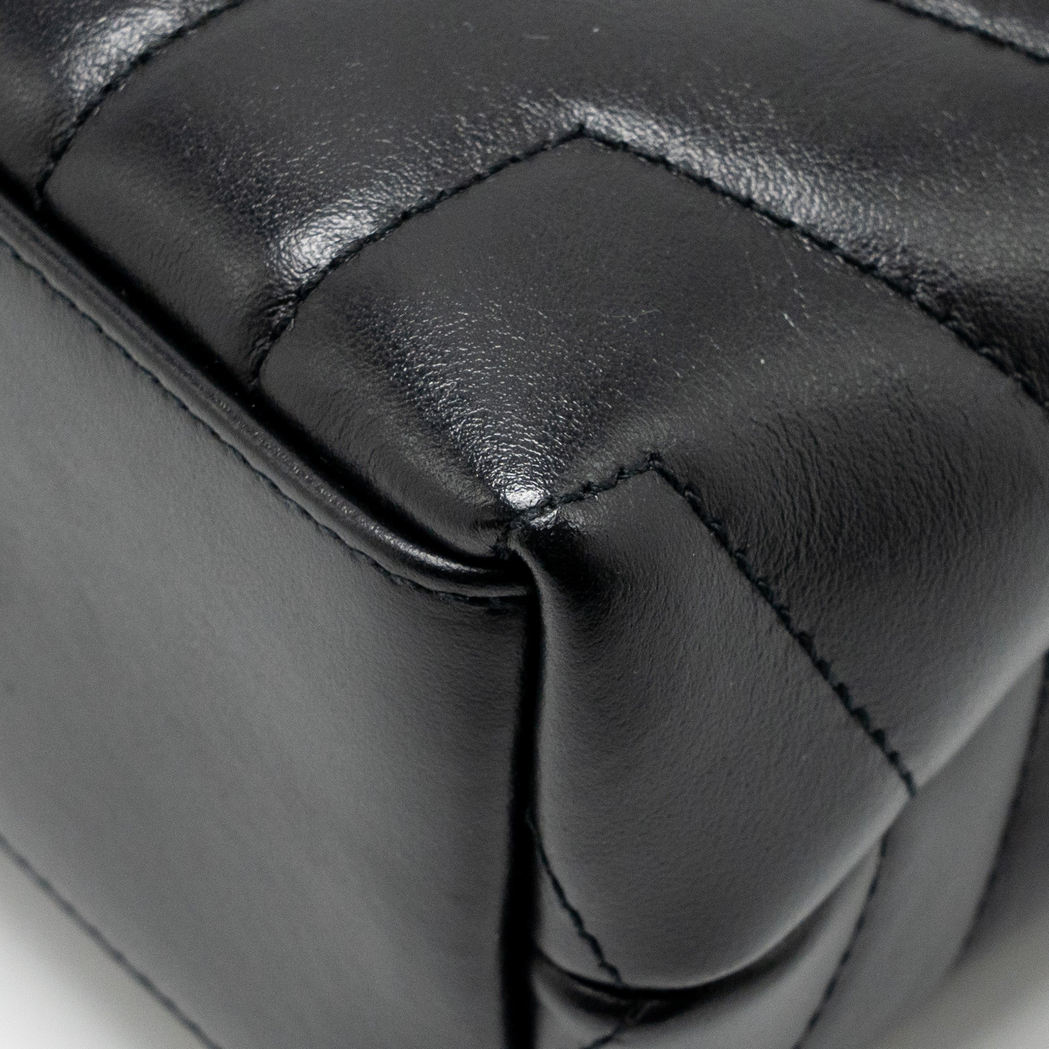 saint-laurent-ysl-small-loulou-bag-calfskin-black-shw