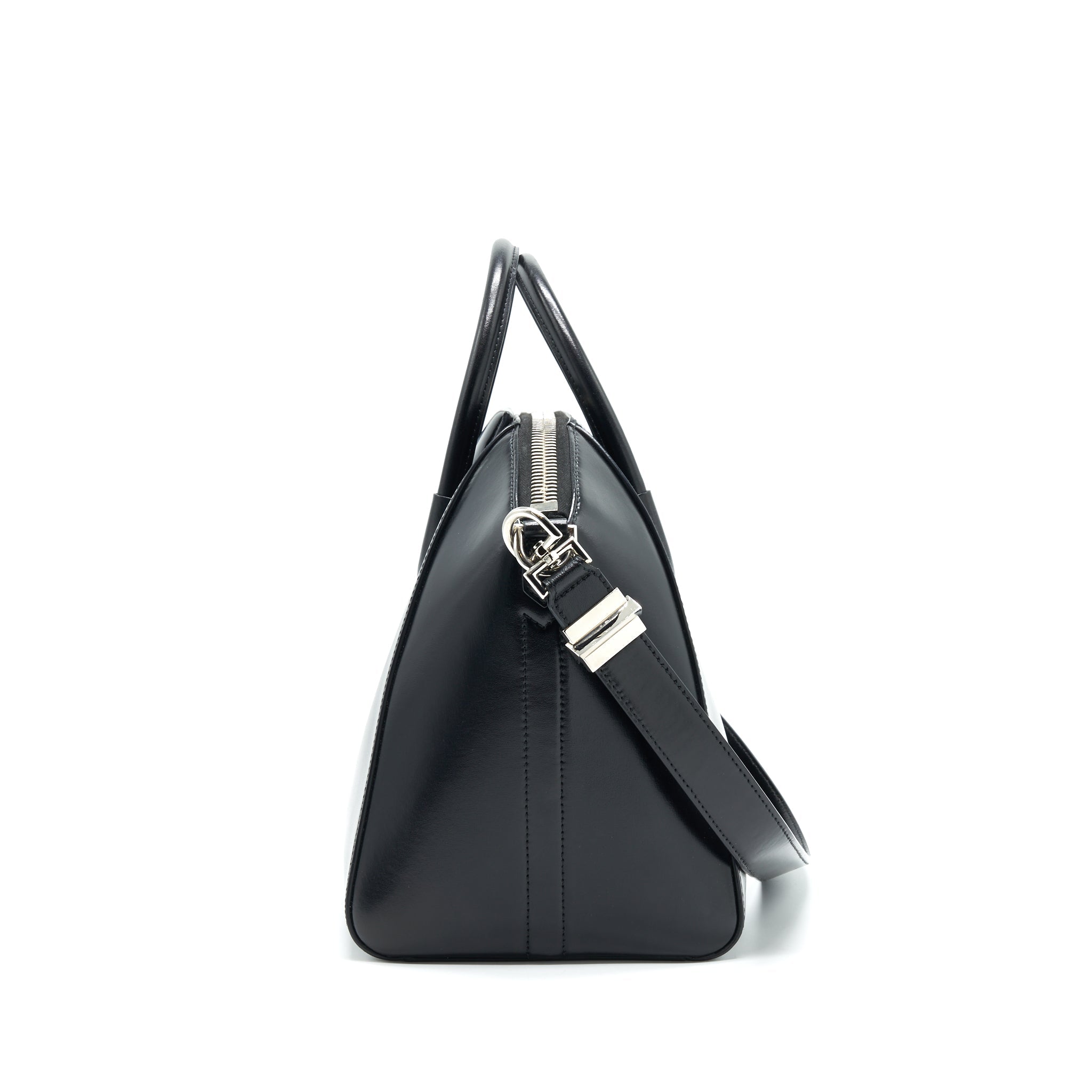 givenchy-medium-antigona-in-black