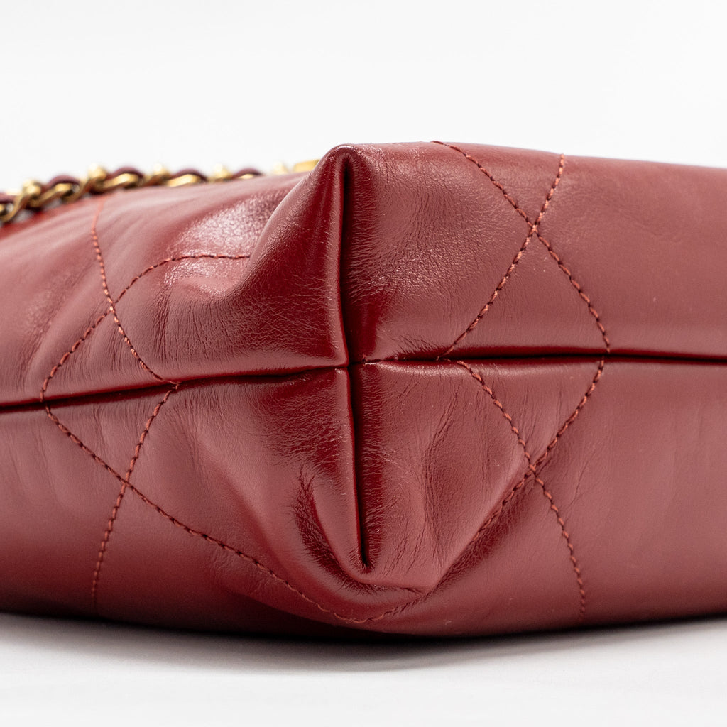 chanel-mini-22-bag-shiny-calfskin-red-ghw-microchip
