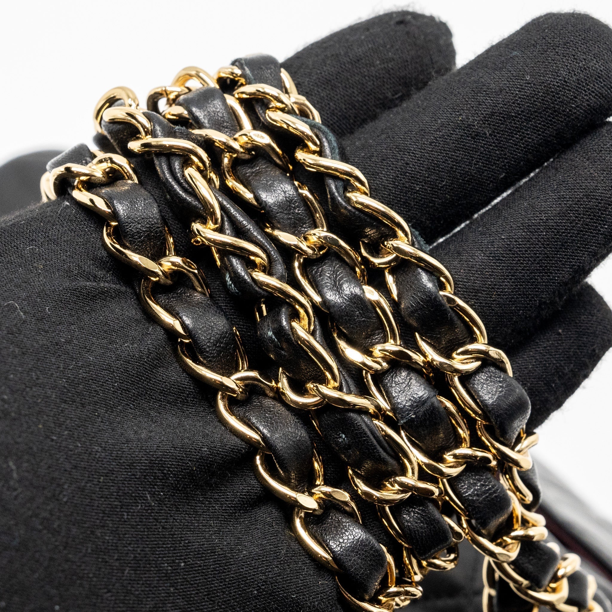 chanel-medium-classic-double-flap-bag-lambskin-black-ghw-copy-1