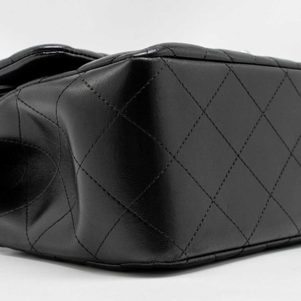 chanel-jumbo-classic-double-flap-bag-lambskin-black-shw-1