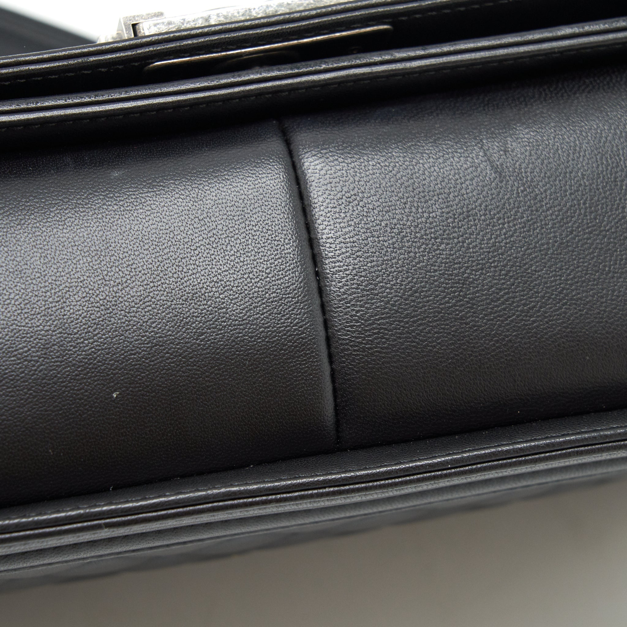 chanel-medium-boy-black-lambskin-ruthenium-hardware