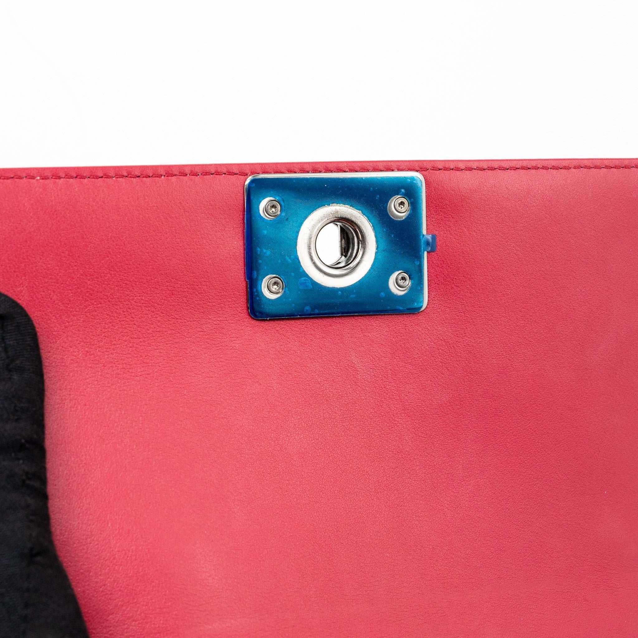 chanel-small-boy-bag-calfskin-red-shw