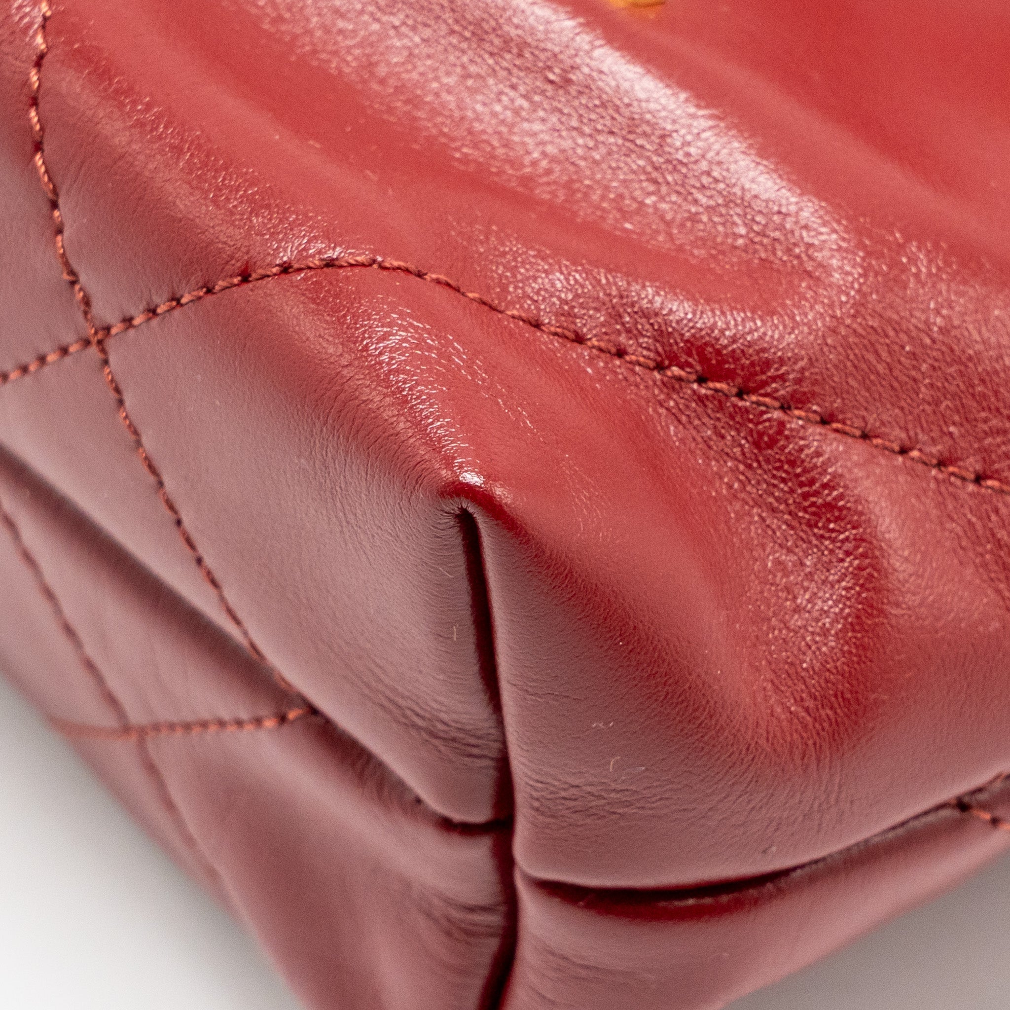 chanel-mini-22-bag-shiny-calfskin-red-ghw-microchip