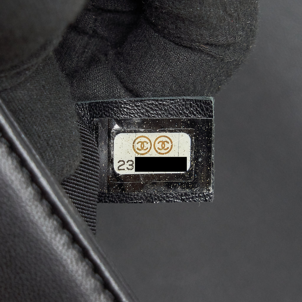 chanel-medium-boy-black-lambskin-ruthenium-hardware