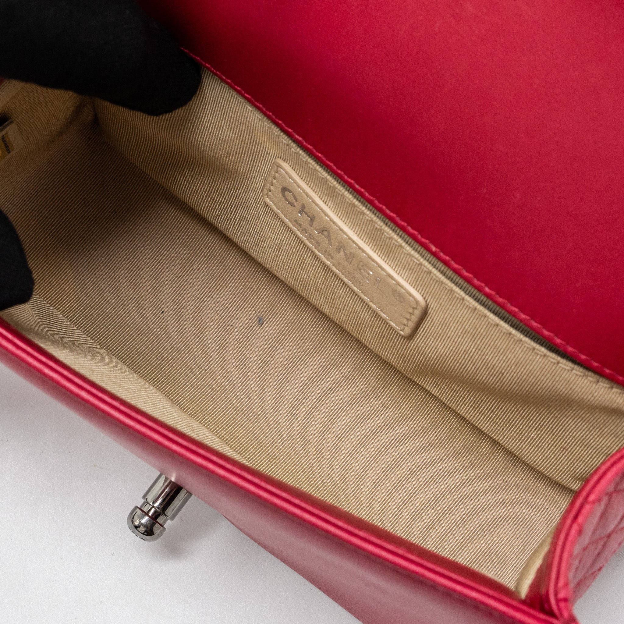 chanel-small-boy-bag-calfskin-red-shw