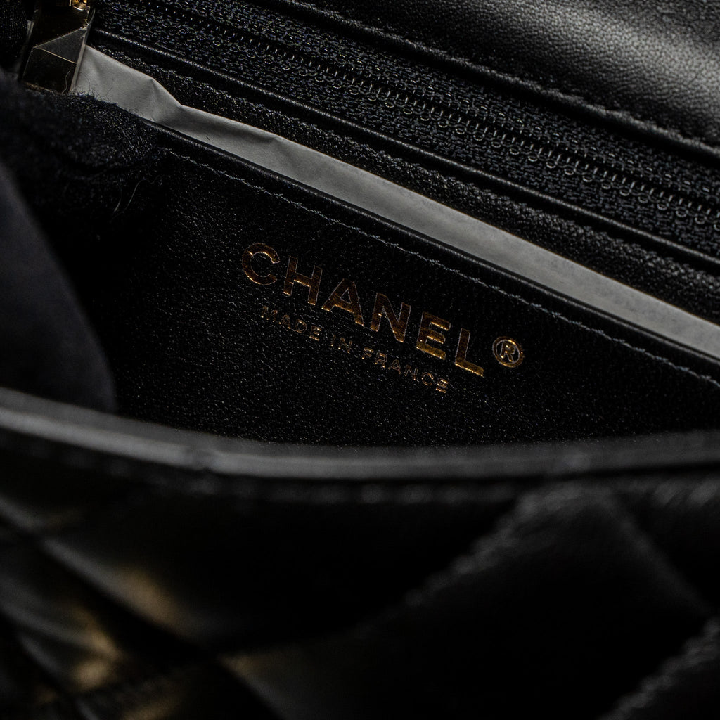 chanel-classic-mini-rectangular-flap-bag-lambskin-black-lghw-microchip-4