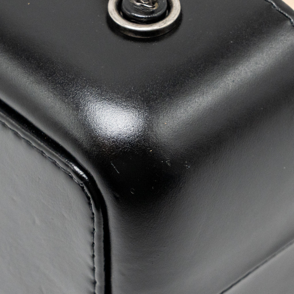 chanel-small-gabrielle-backpack-aged-calfskin-beige-black-multicolour-hardware-1