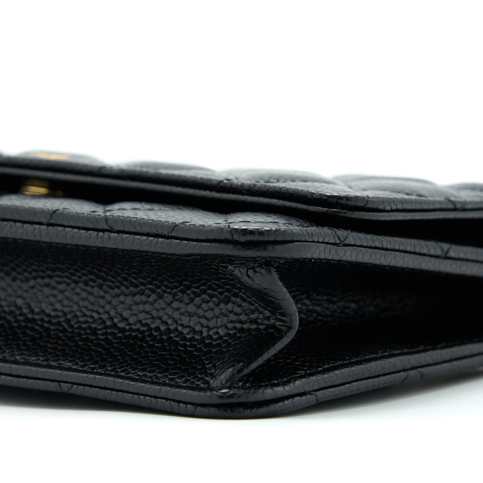 chanel-classic-wallet-on-chain-caviar-black-ghw-microchip-1