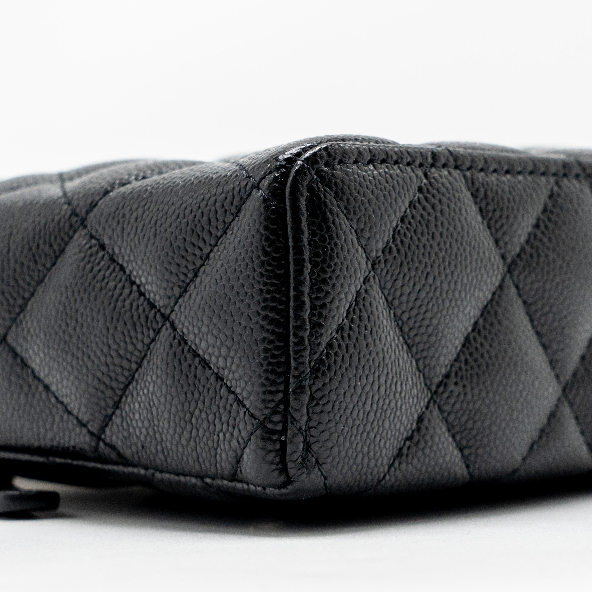 chanel-25p-cc-top-handle-vanity-with-chain-caviar-black-lghwmicrochip-1