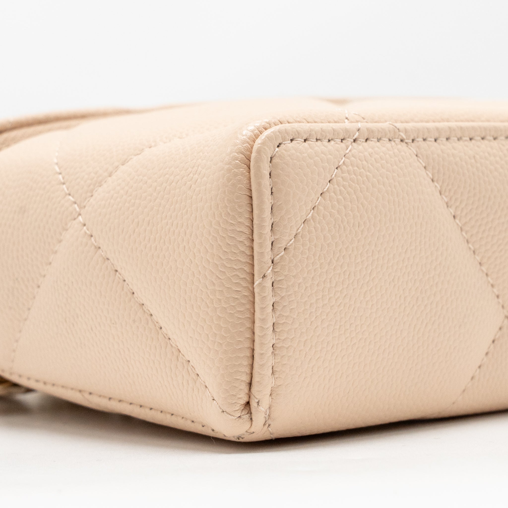 chanel-25k-cc-top-handle-vanity-with-chain-caviar-beige-lghw-microchip