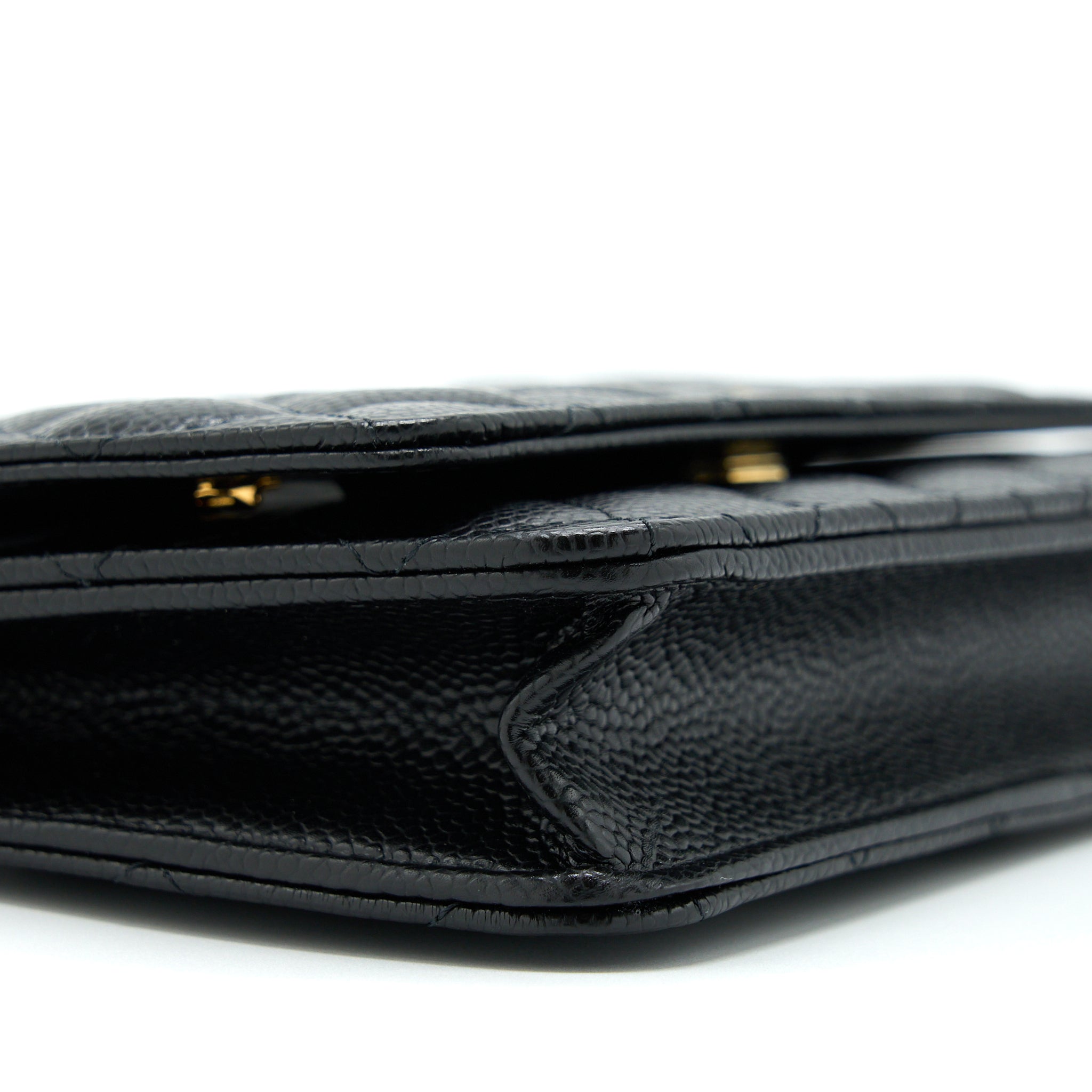 chanel-classic-wallet-on-chain-caviar-black-ghw-microchip-1