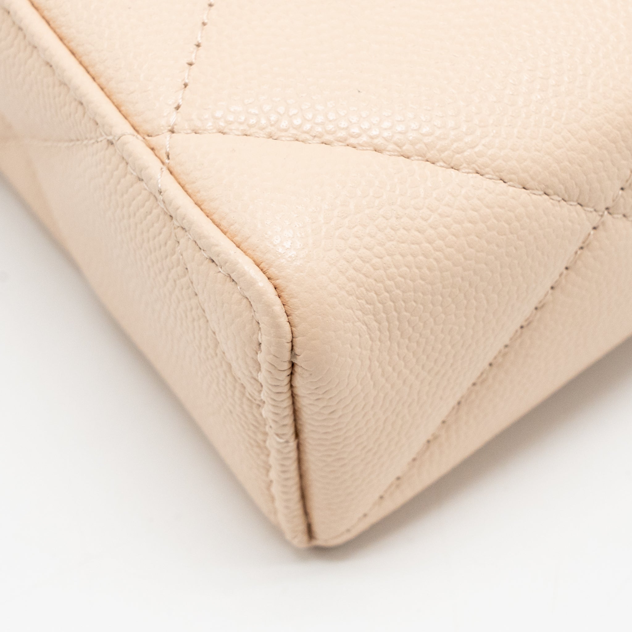 chanel-25k-cc-top-handle-vanity-with-chain-caviar-beige-lghw-microchip
