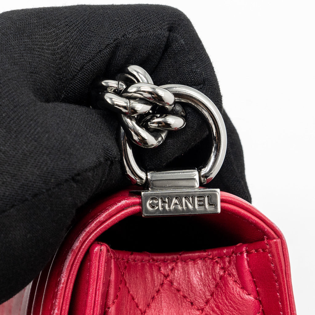 chanel-small-boy-bag-calfskin-red-shw