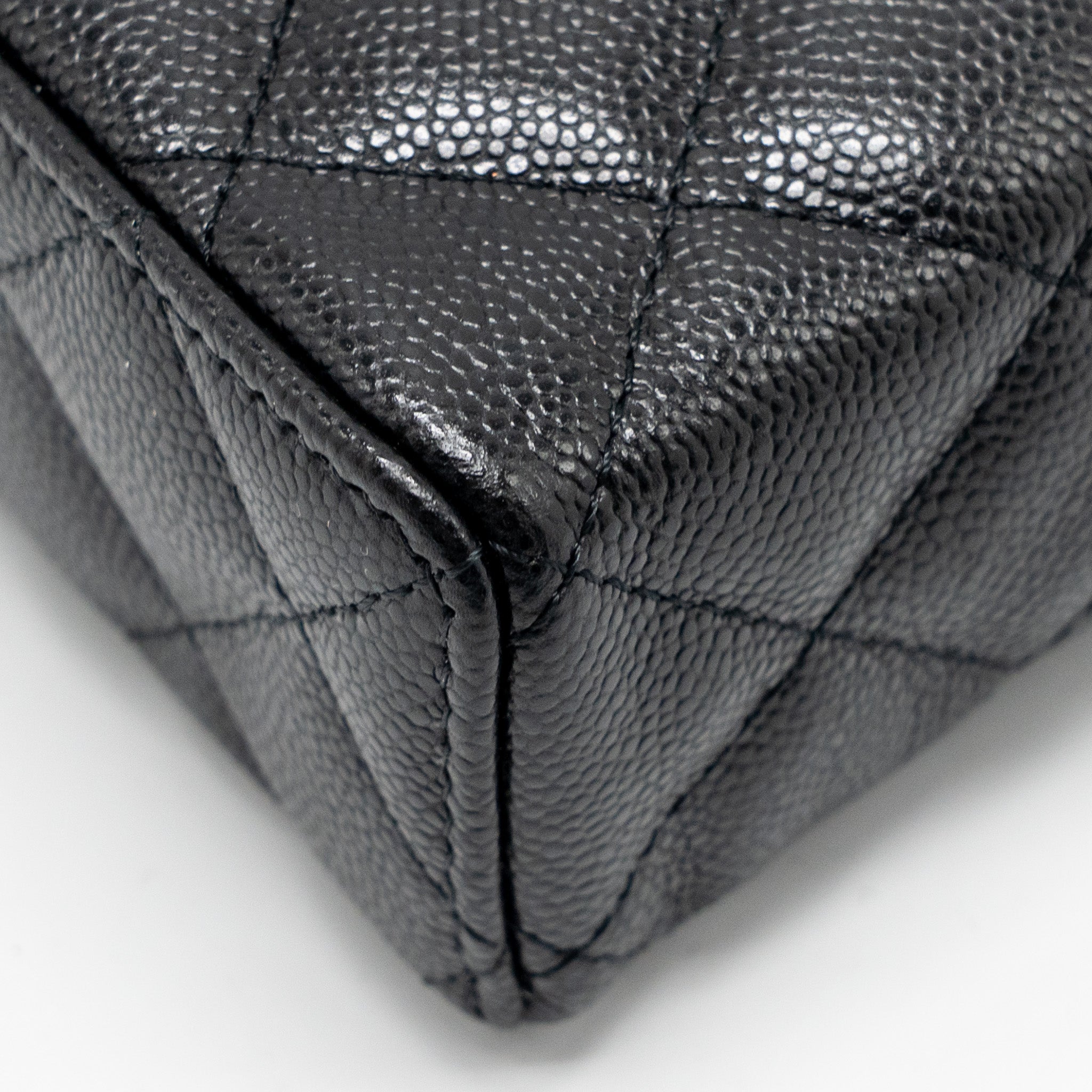 chanel-25p-cc-top-handle-vanity-with-chain-caviar-black-lghwmicrochip-1