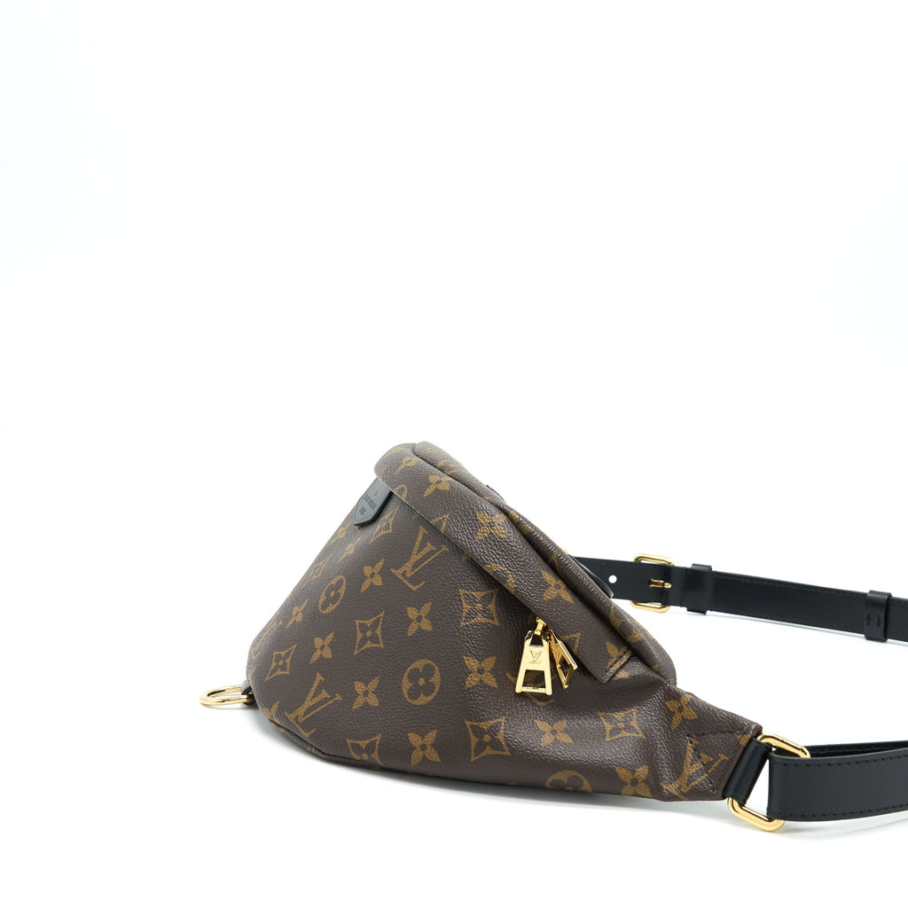 louis-vuitton-my-lv-world-tour-bumbag-monogram-canvas-black