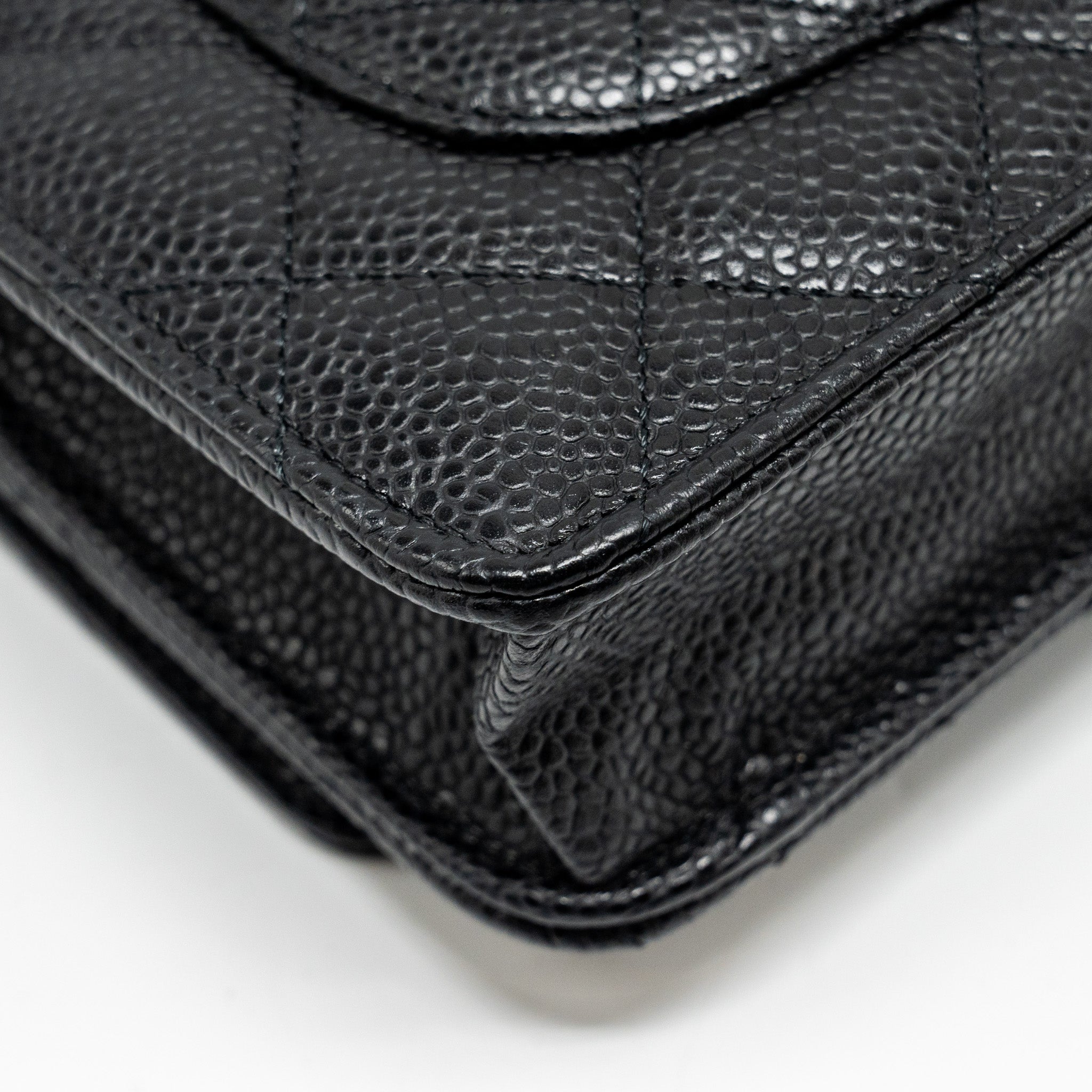 chanel-classic-wallet-on-chain-caviar-black-ghw-17