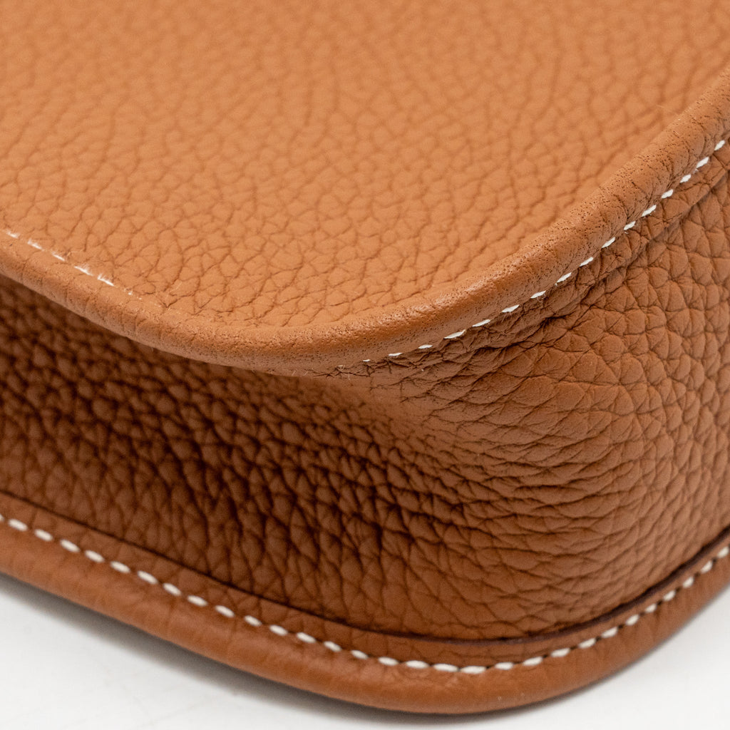 hermes-mini-evelyne-clemence-gold-with-gold-blanc-strap-shw-stamp-b