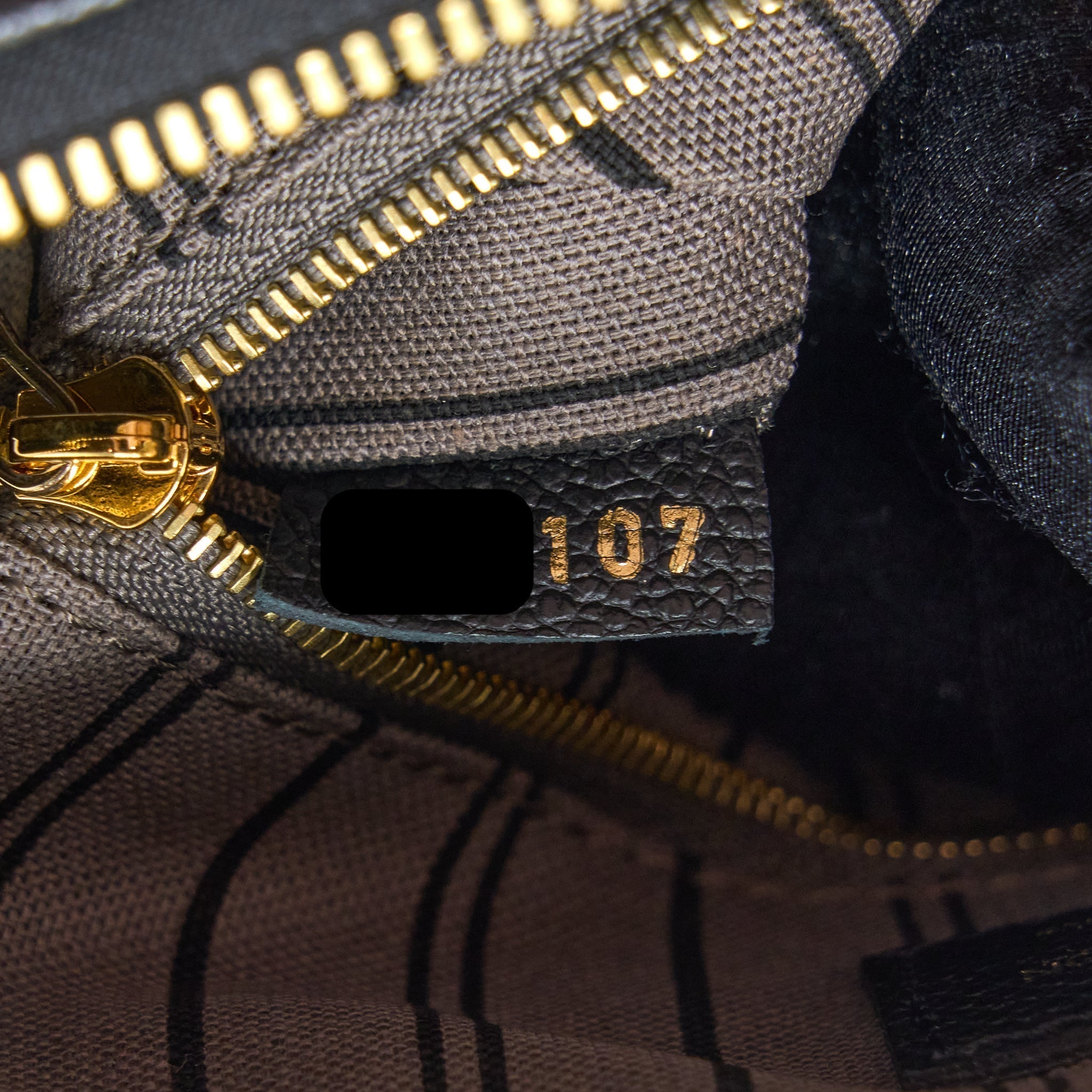 louis-vuitton-speedy-25-bandouliere-empreinte-black-ghw