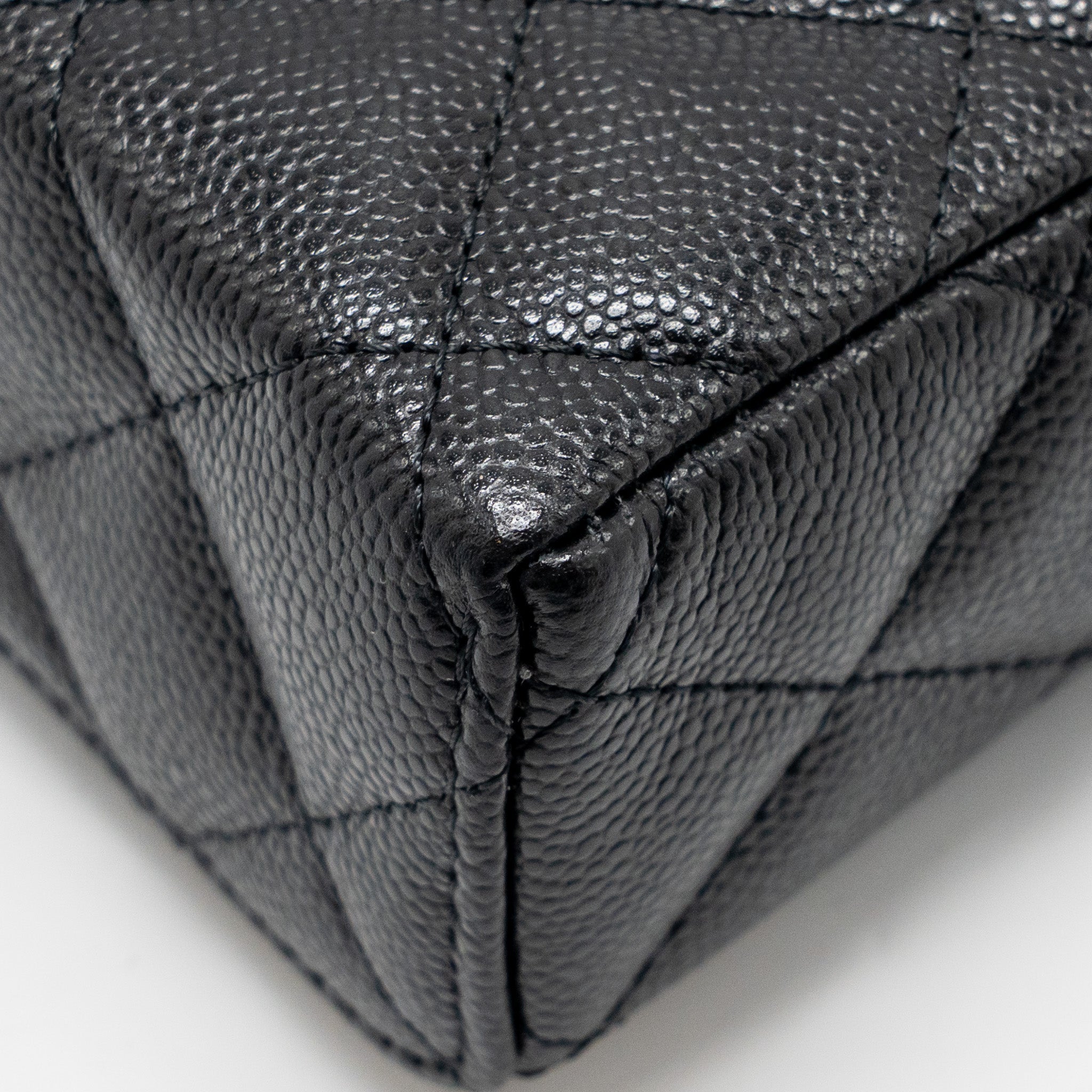 chanel-25p-cc-top-handle-vanity-with-chain-caviar-black-lghwmicrochip-1