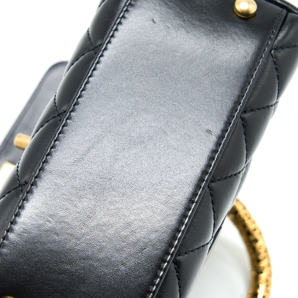 chanel-22a-mini-coco-handle-with-detailed-letter-handle-calfskin-black-ghw-microchip