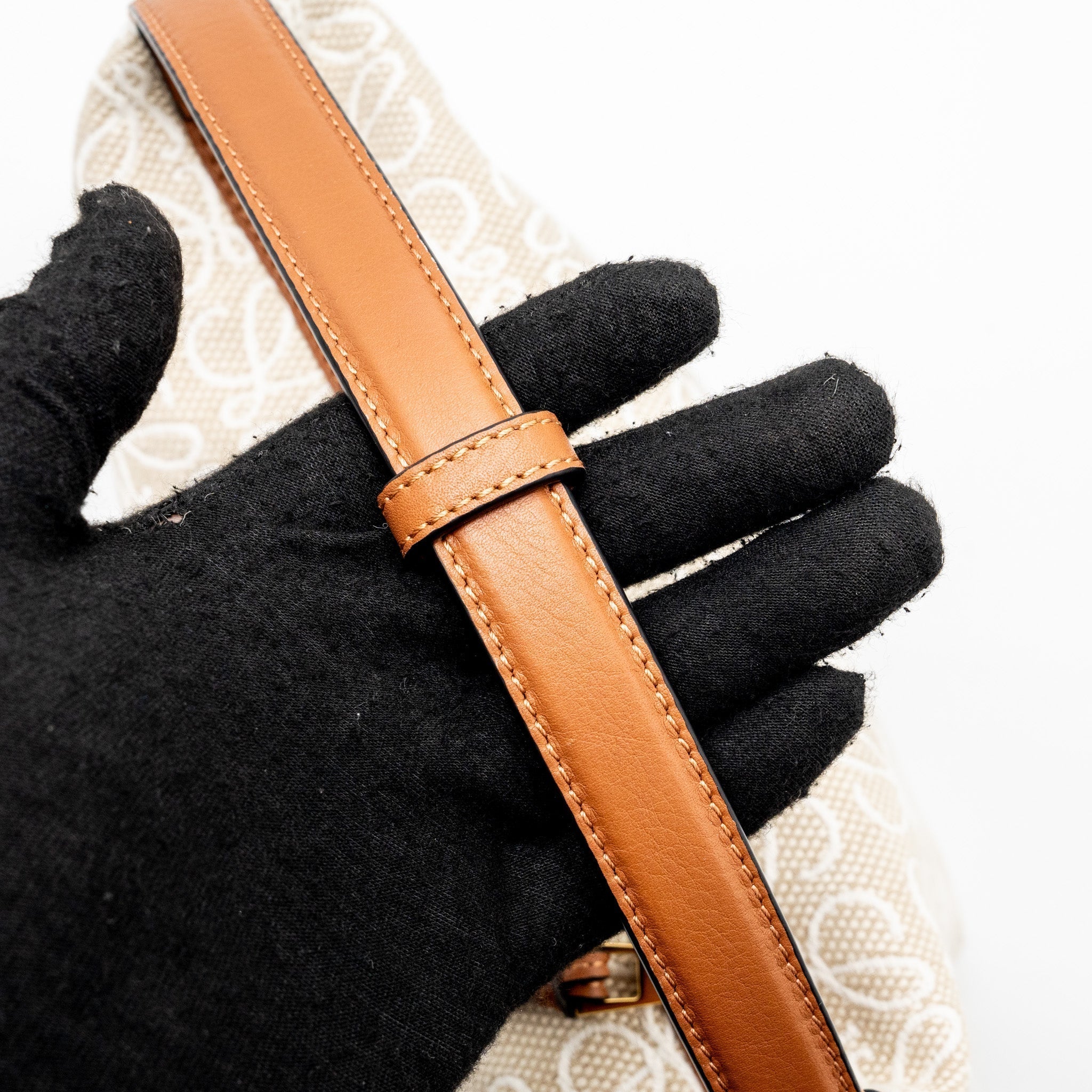 loewe-small-cubi-bag-anagram-jacquard-canvas-calfskin-leather-beige-tan-ghw