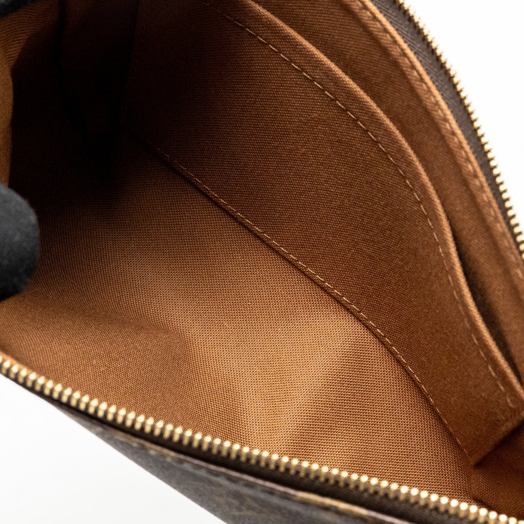 louis-vuitton-pochette-accessories-monogram-canvas-ghw-10