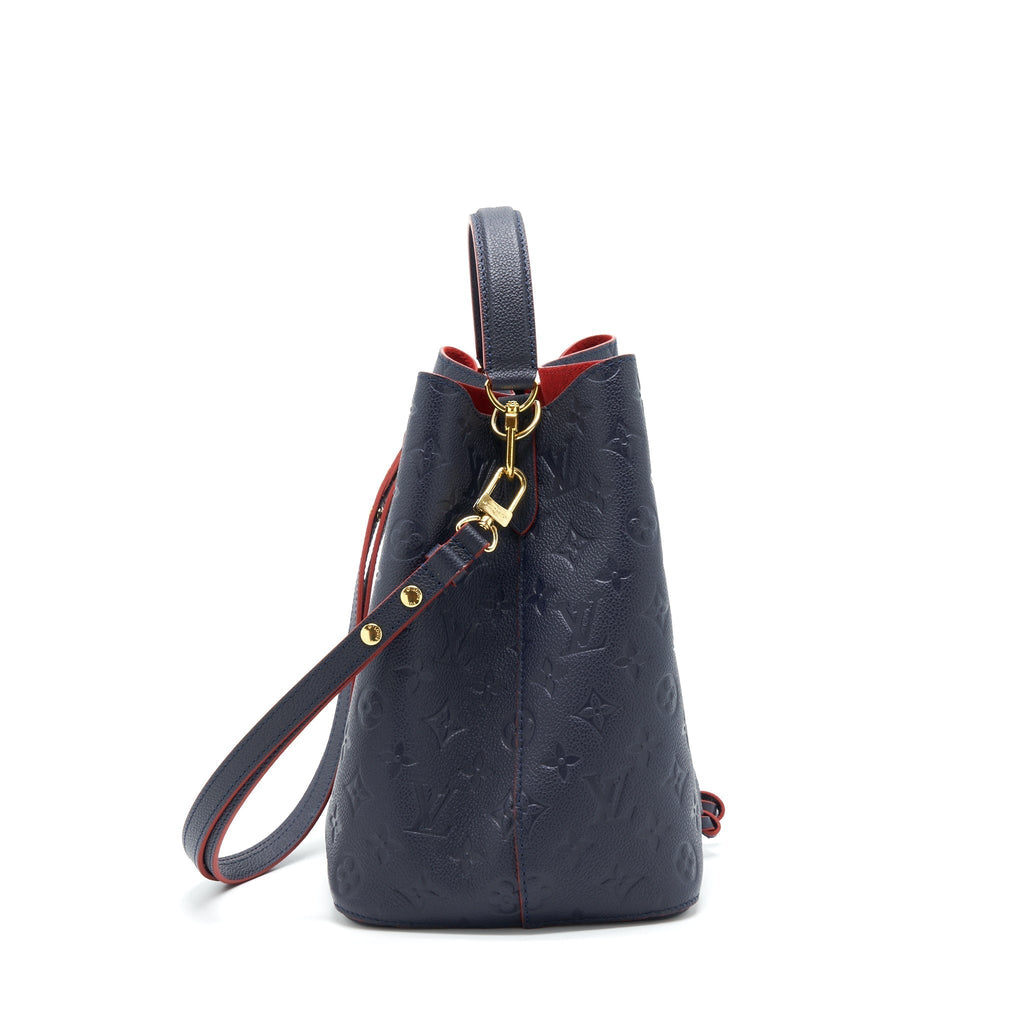 louis-vuitton-neonoe-monogram-empreinte-marine-rouge-ghw
