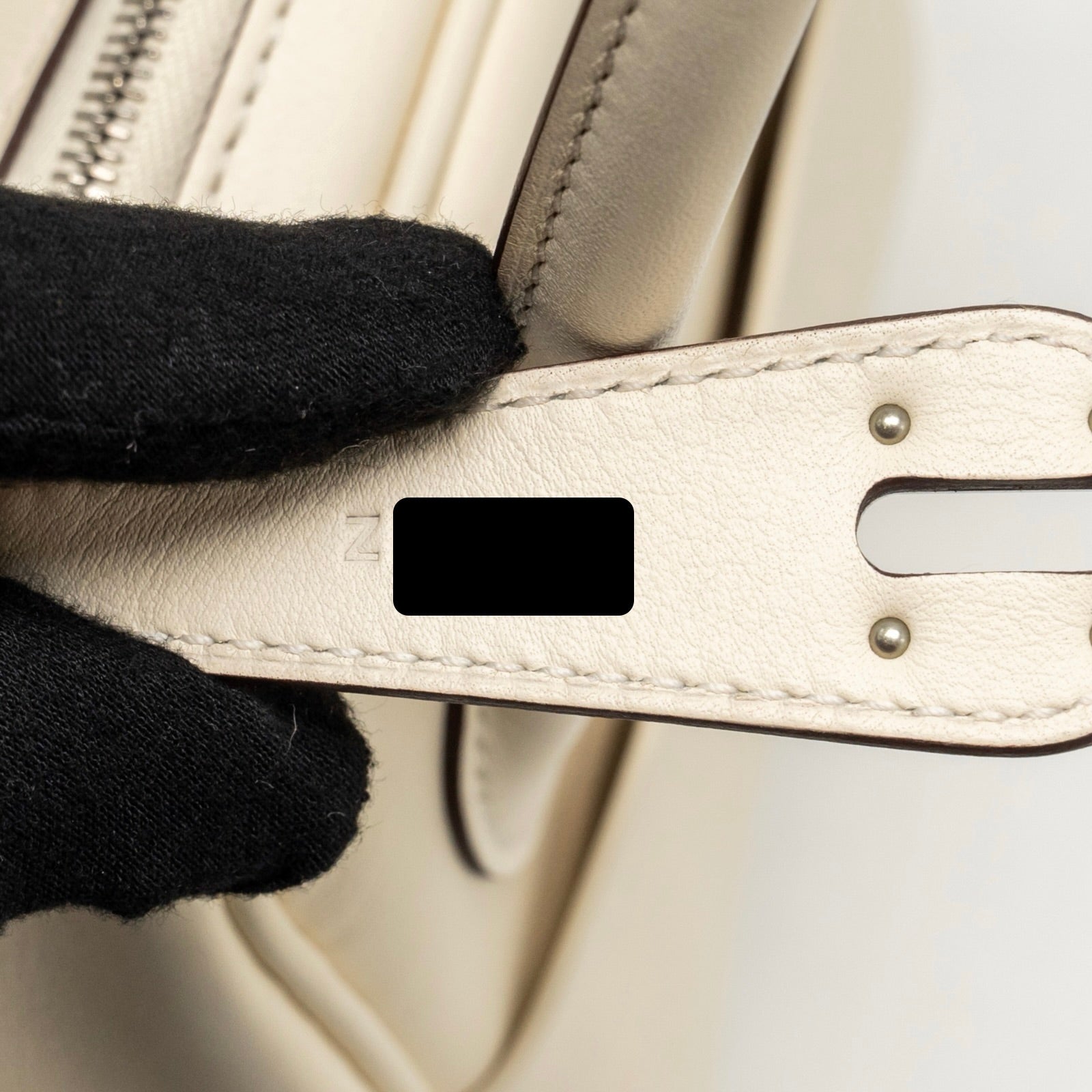 hermes-lindy-26-swift-nata-sesame-shw-stamp-z