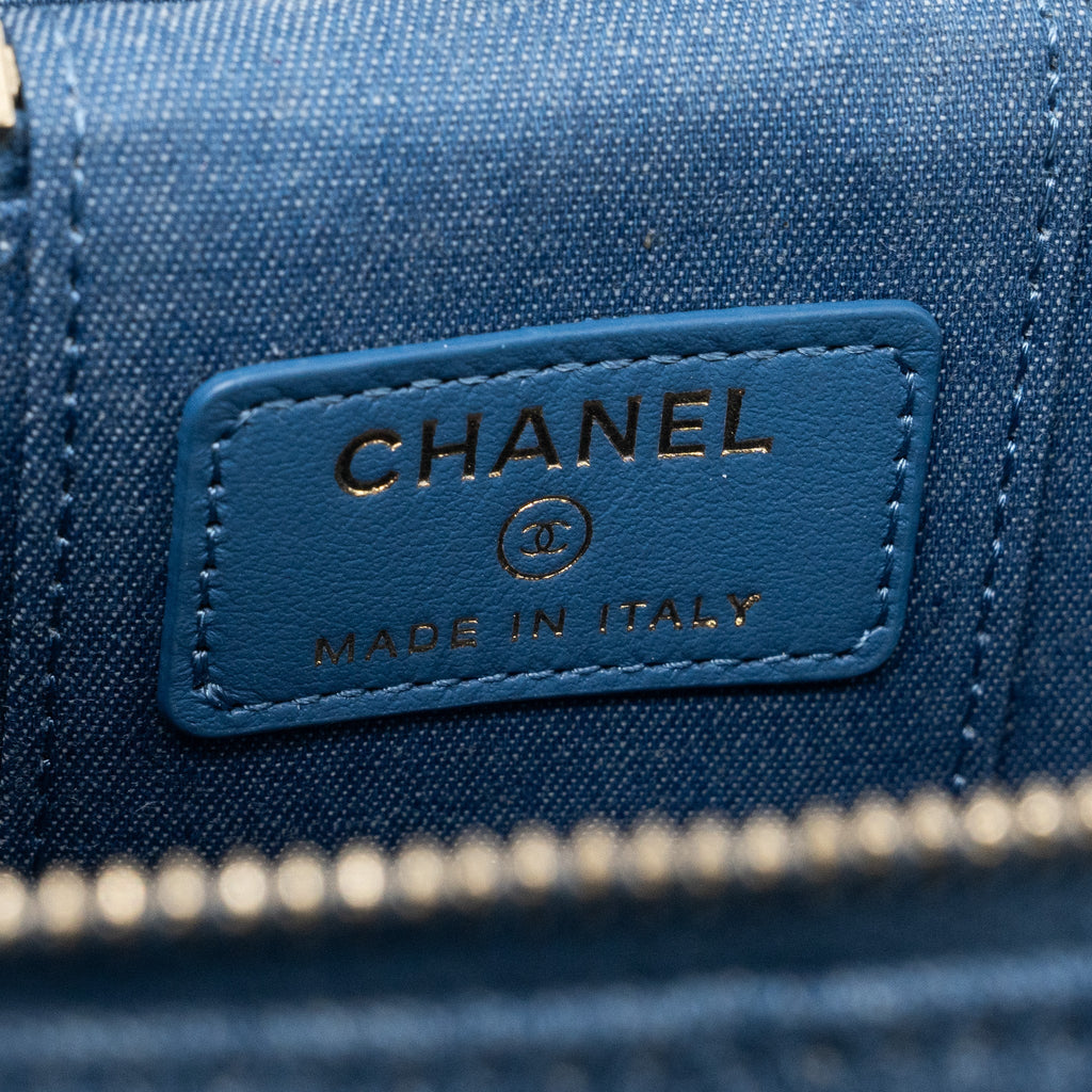 copy-of-chanel-pearl-crush-mini-vanity-with-chain-denim-ghw