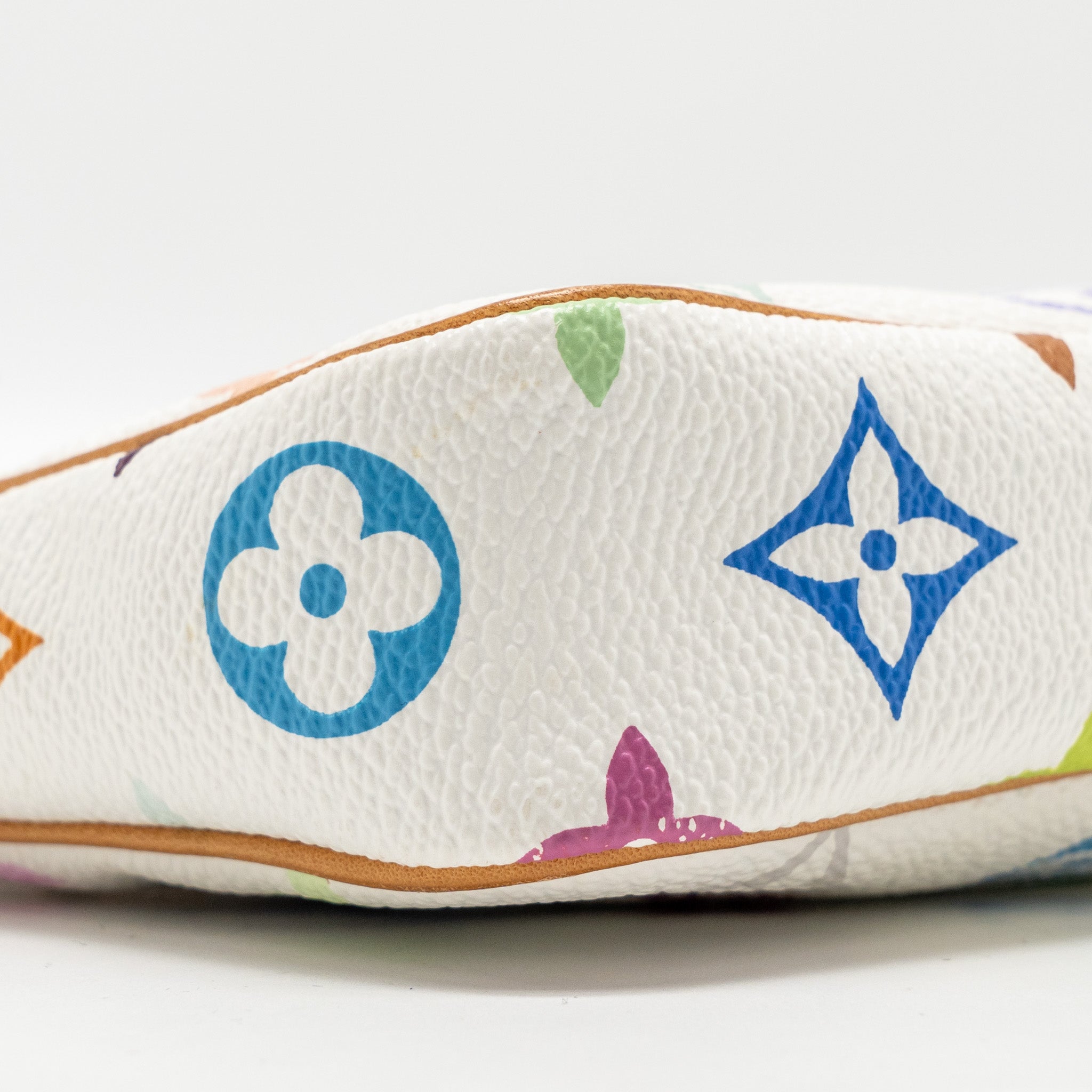 louis-vuitton-takashi-murakami-pochette-accessories-monogram-white-multicolour-ghw