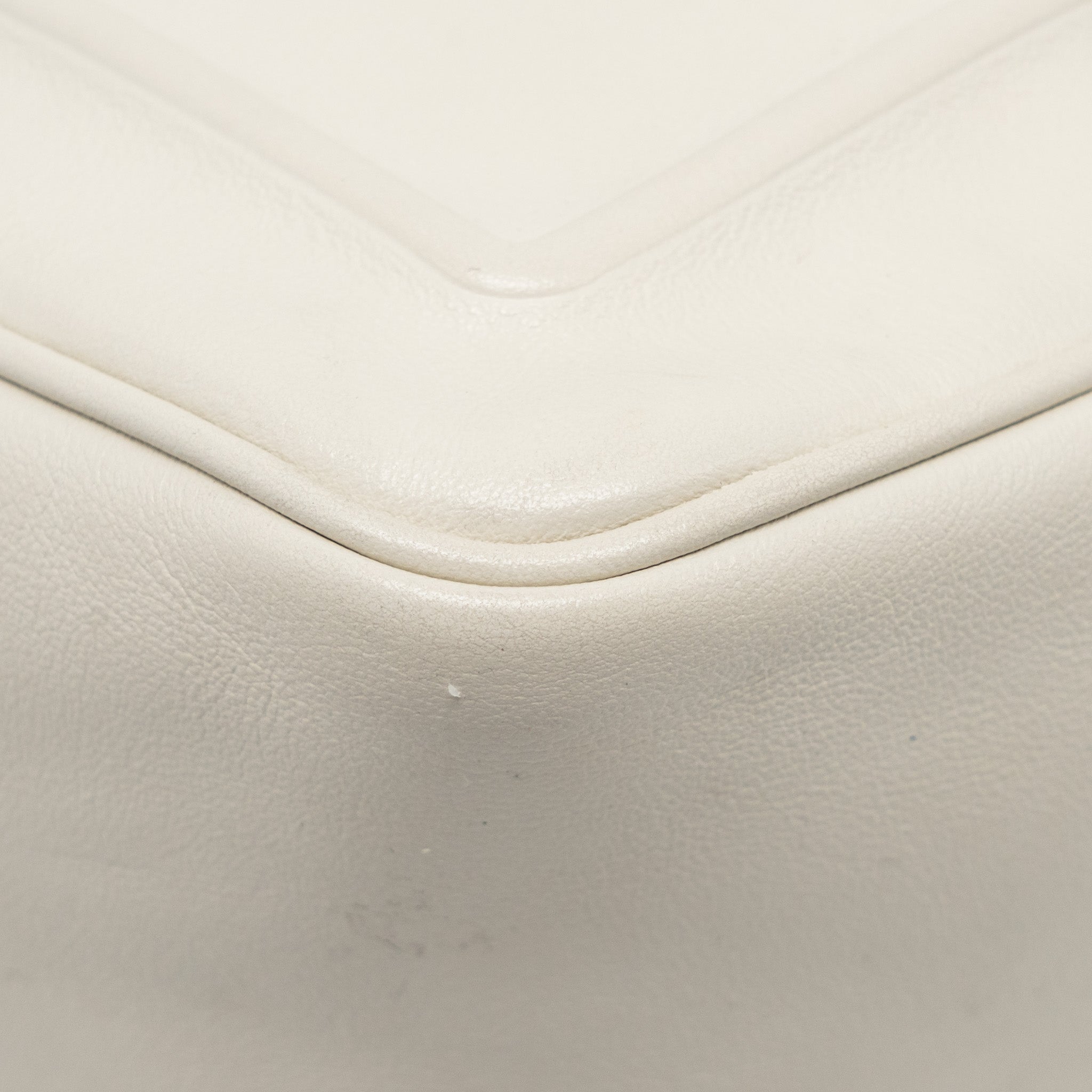 prada-triangle-shoulder-bag-leather-white-shw-1