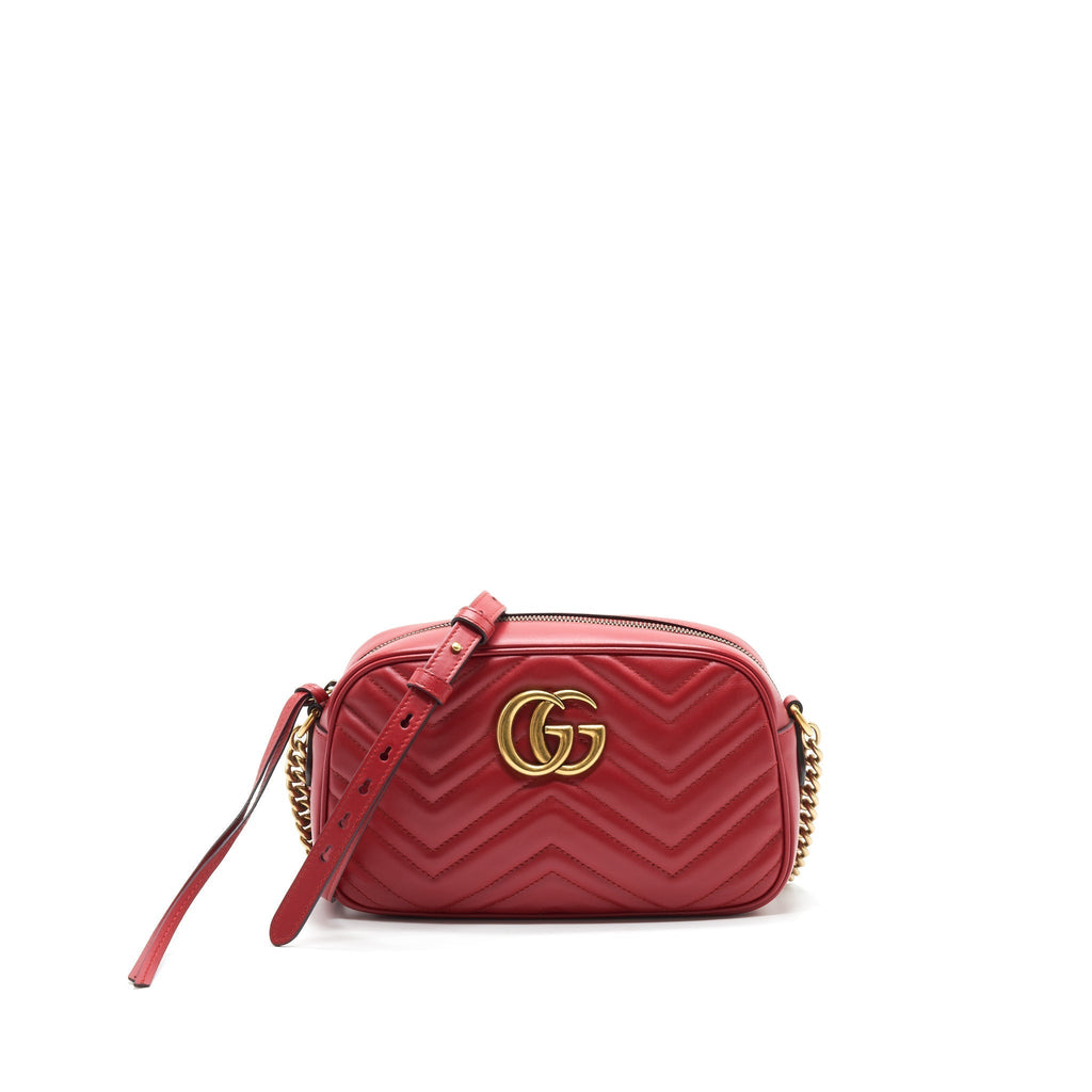 gucci-marmont-camera-bag-in-red