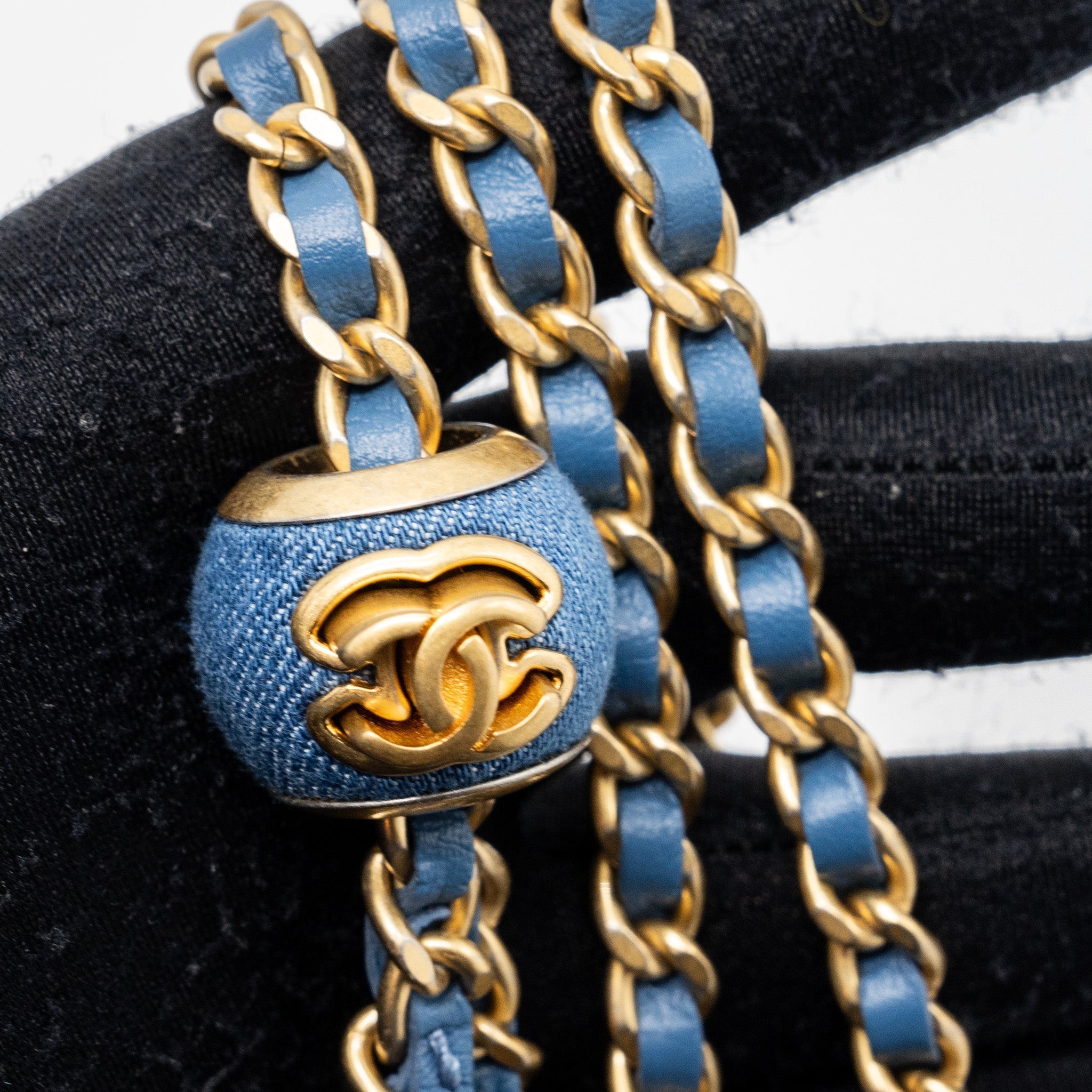 copy-of-chanel-pearl-crush-mini-vanity-with-chain-denim-ghw