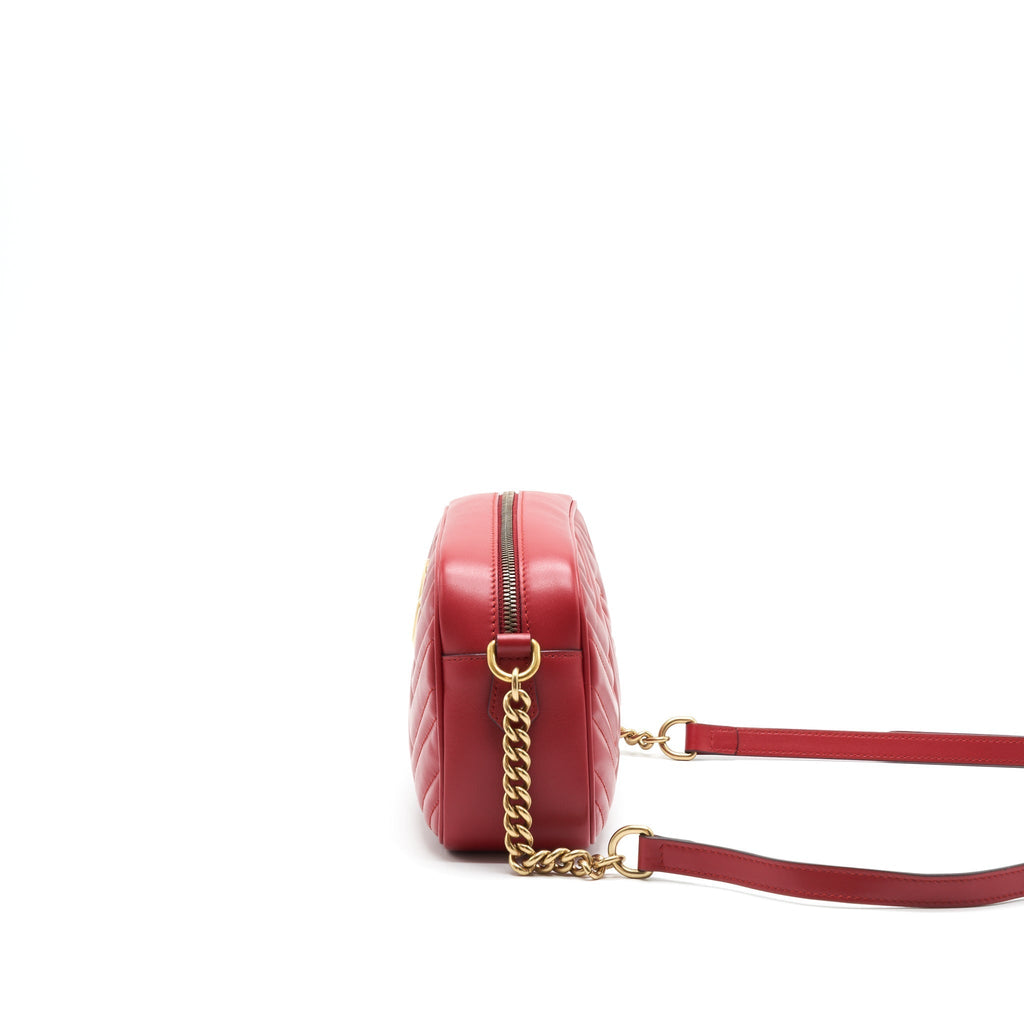 gucci-marmont-camera-bag-in-red