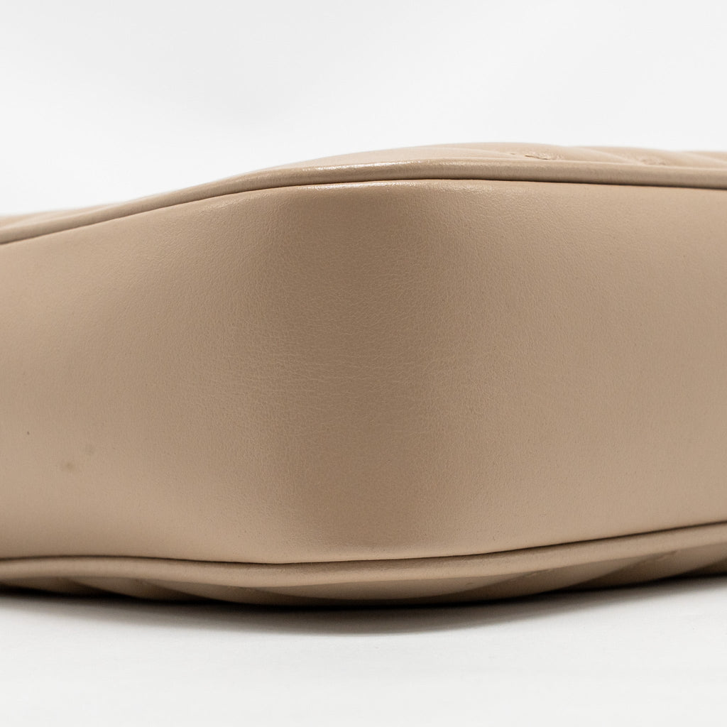 saint-laurent-ysl-lou-camera-bag-calfskin-beige-ghw