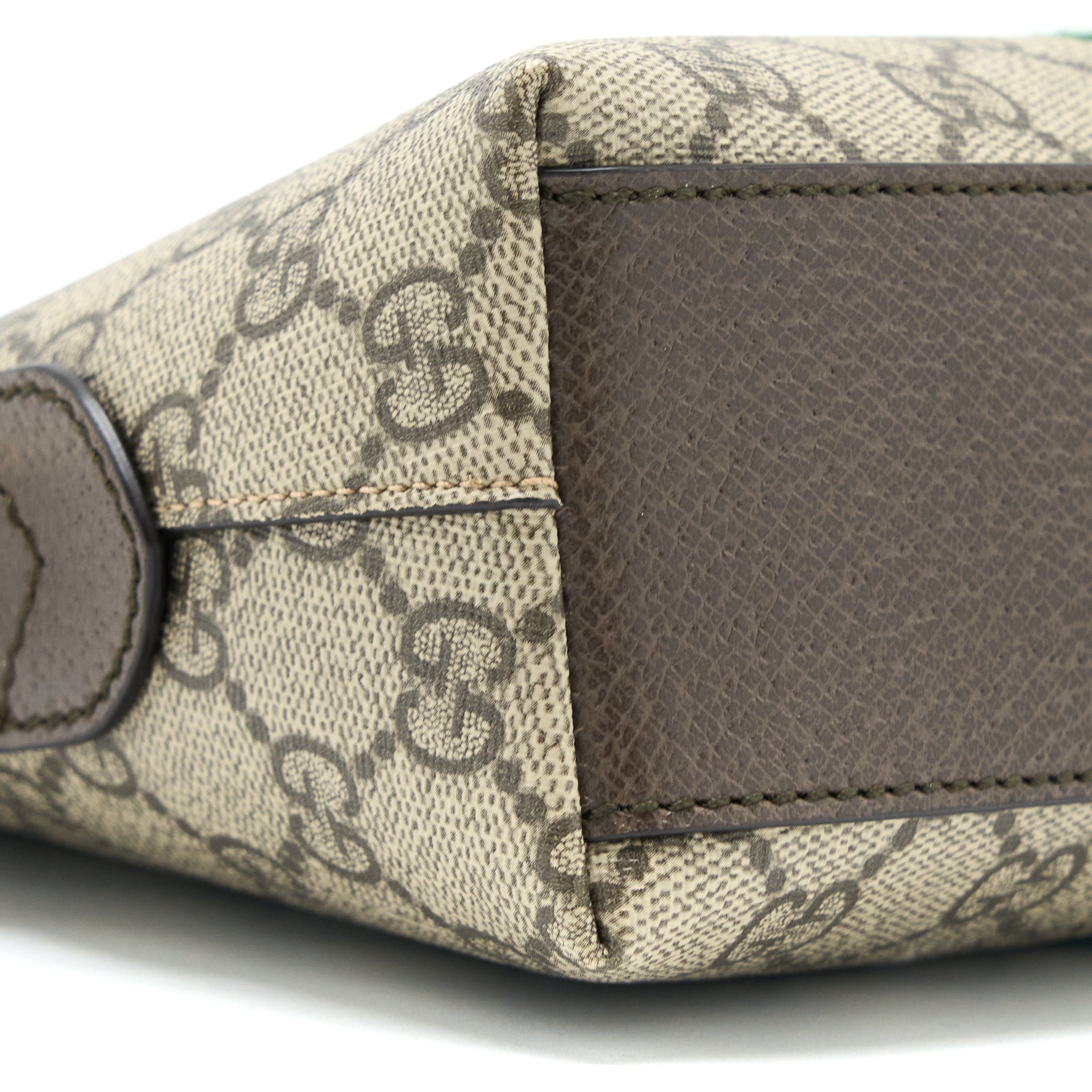gucci-ophidia-gg-shoulder-bag-gg-supreme-canvas-ghw