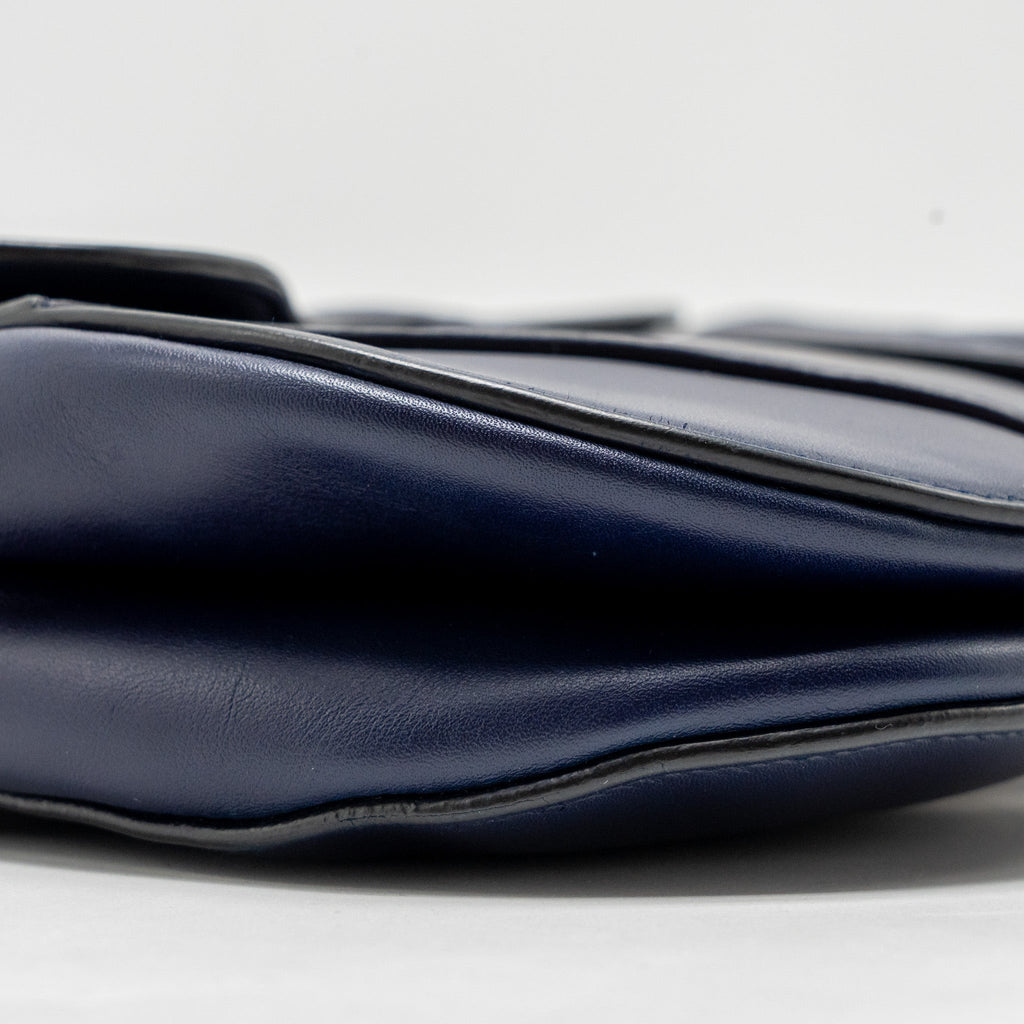 dior-medium-saddle-bag-calfskin-navy-ghw-with-black-oblique-strap